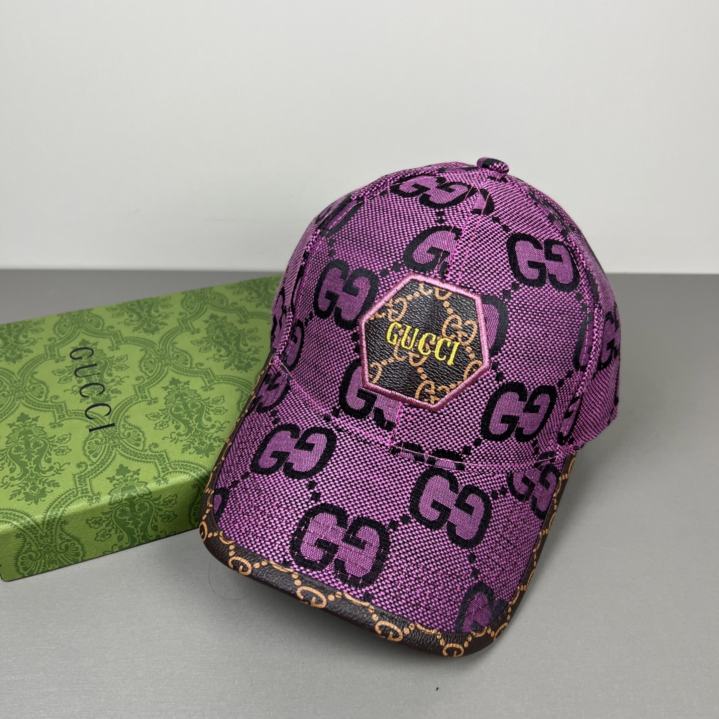 Gucci GUCCI，棒球帽，火爆来袭 工艺非常精美 高档 上档次 低调奢华，方便携带 跑量