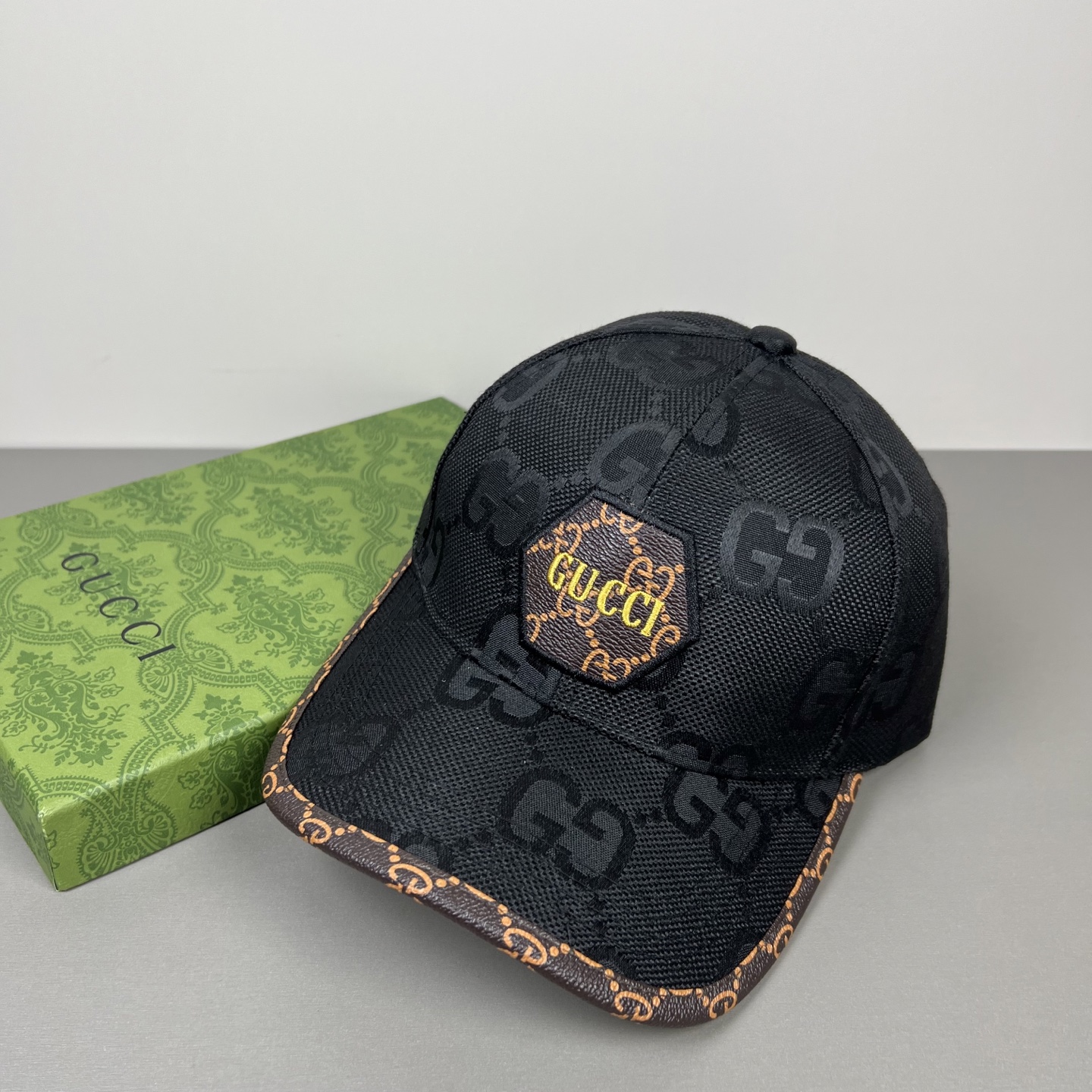 Gucci GUCCI，棒球帽，火爆来袭 工艺非常精美 高档 上档次 低调奢华，方便携带 跑量