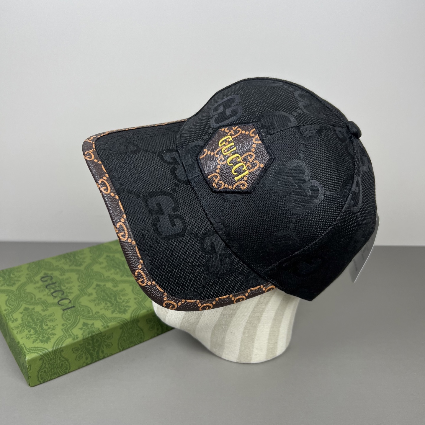 Gucci GUCCI，棒球帽，火爆来袭 工艺非常精美 高档 上档次 低调奢华，方便携带 跑量