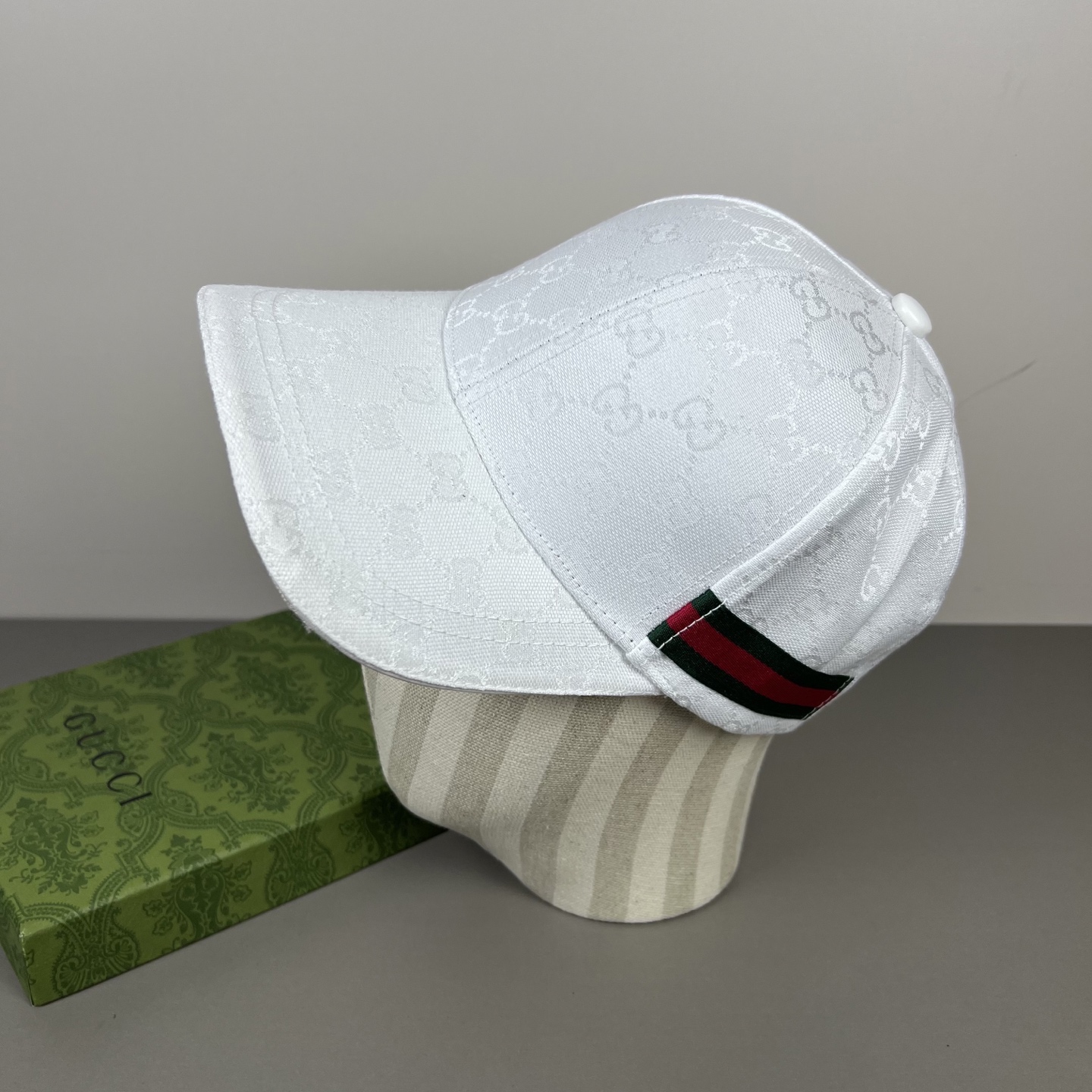 Gucci GUCCI，棒球帽，火爆来袭 工艺非常精美 高档 上档次 低调奢华，方便携带 跑量