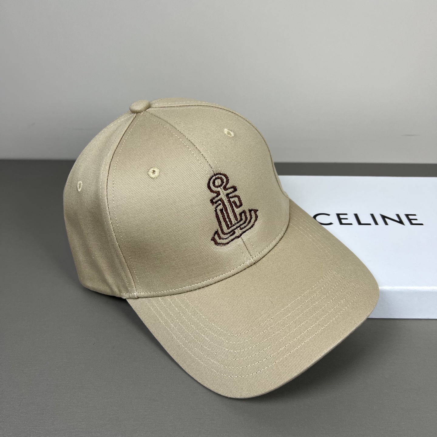 Celine CELINE 赛琳新款简约风，秋冬新品系列棒球 同步，超好搭配