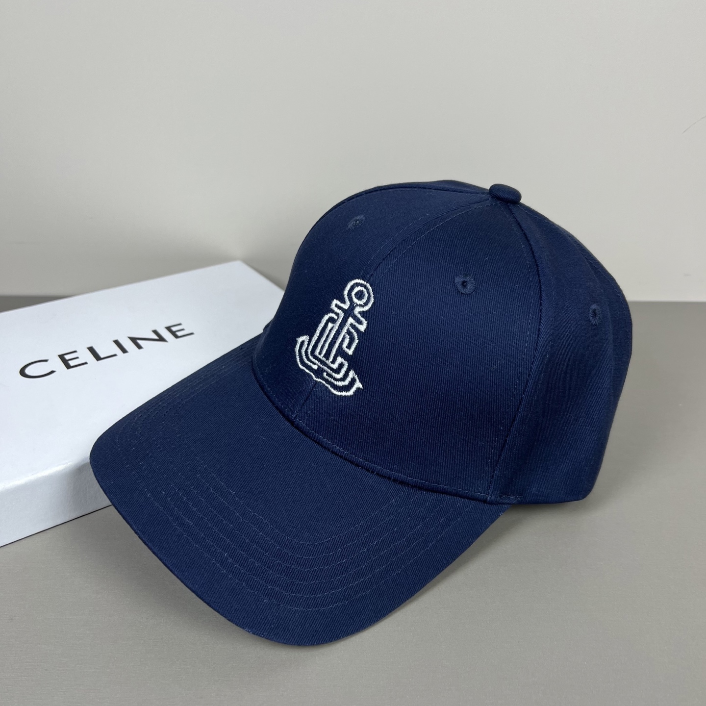 Celine CELINE 赛琳新款简约风，秋冬新品系列棒球 同步，超好搭配