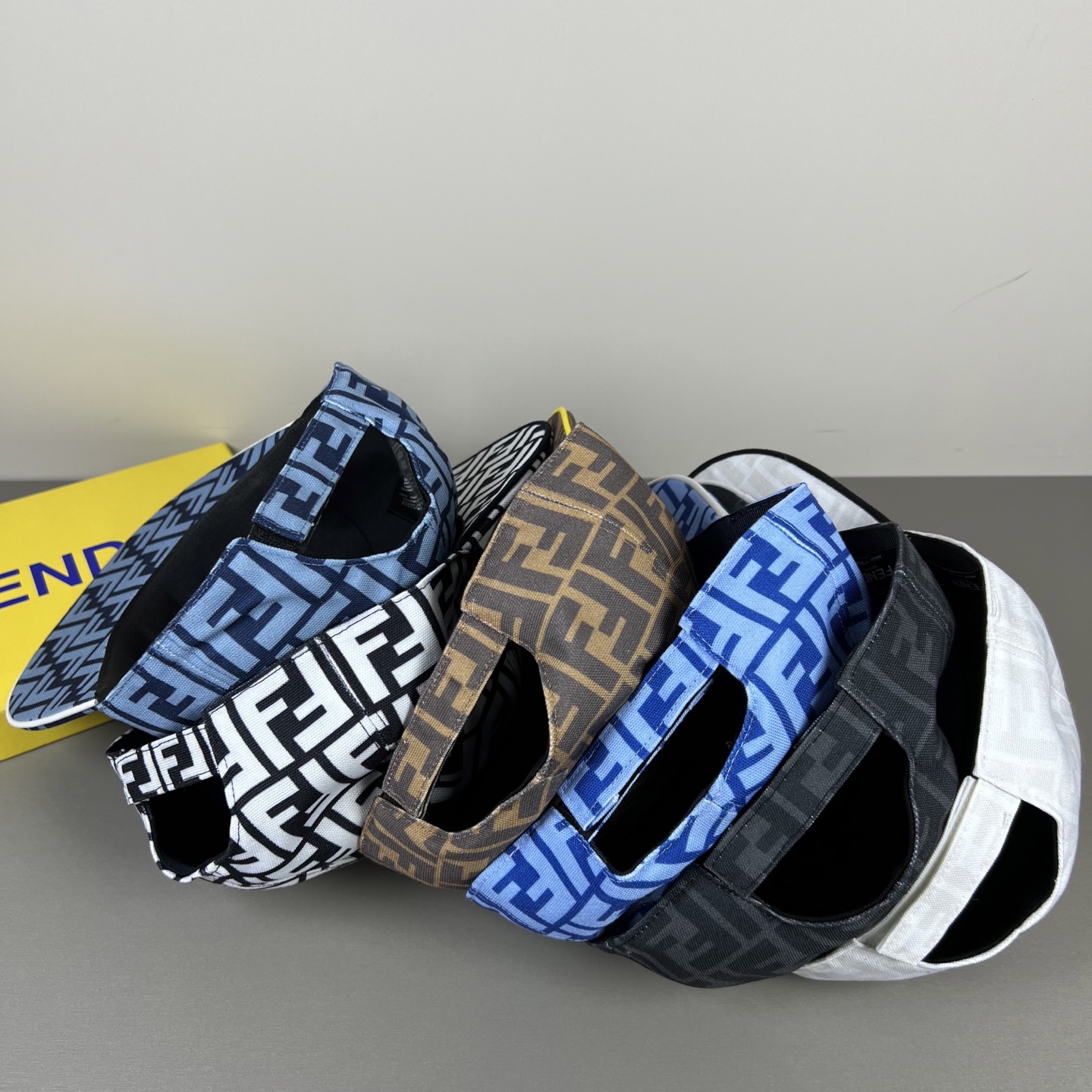 Fendi 100 代购品质1:1开模订制 正版开模五金 帆布料+头层牛皮 品质 质量超赞