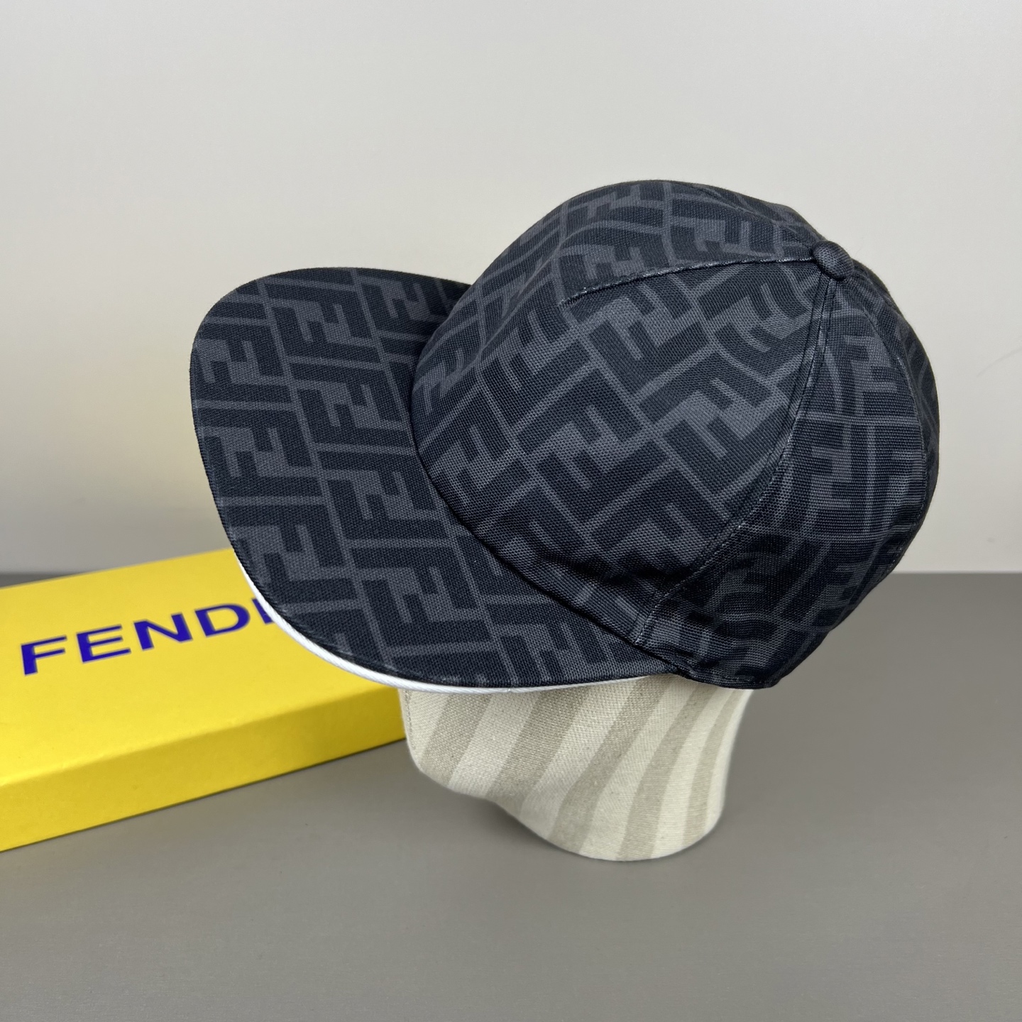 Fendi 100 代购品质1:1开模订制 正版开模五金 帆布料+头层牛皮 品质 质量超赞