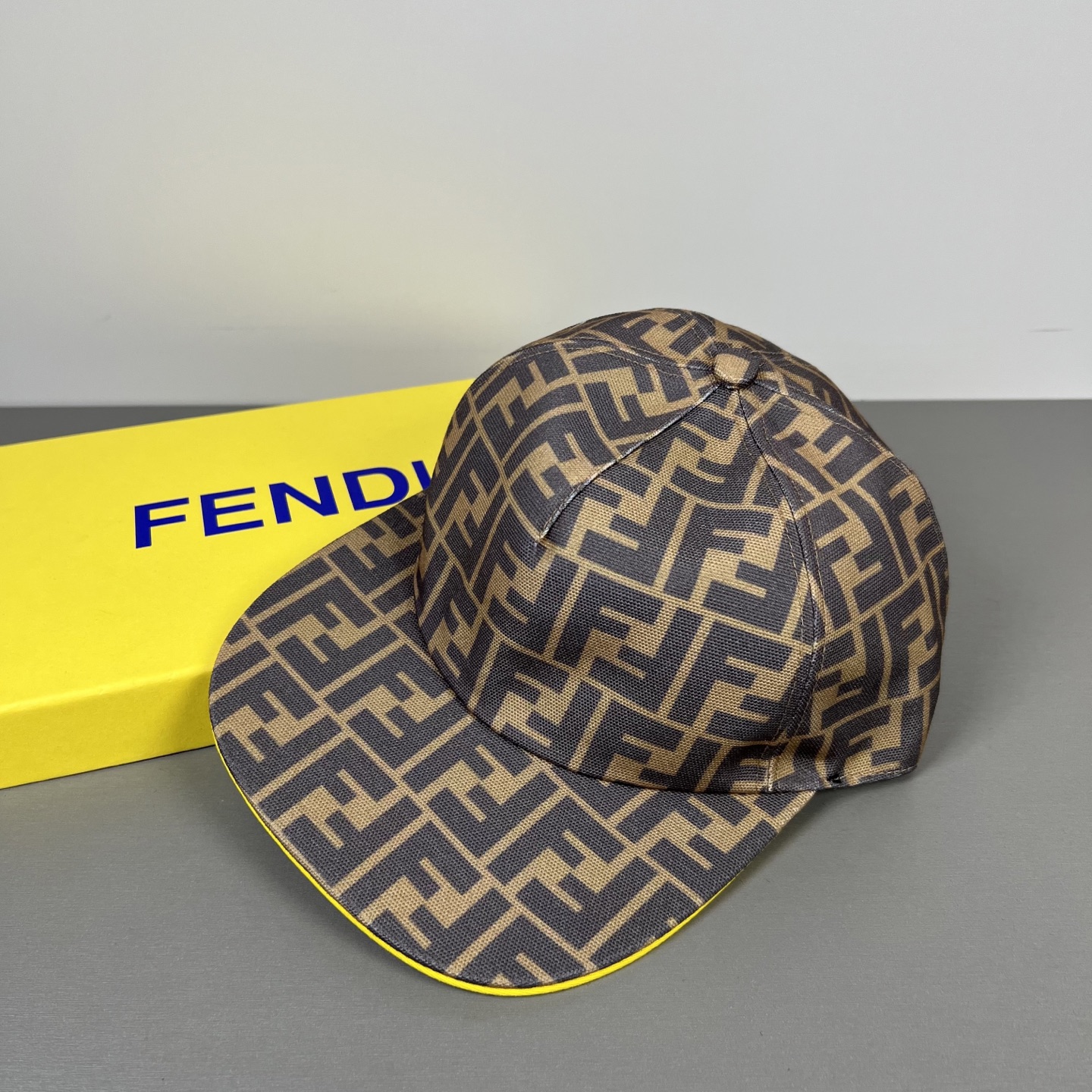 Fendi 100 代购品质1:1开模订制 正版开模五金 帆布料+头层牛皮 品质 质量超赞