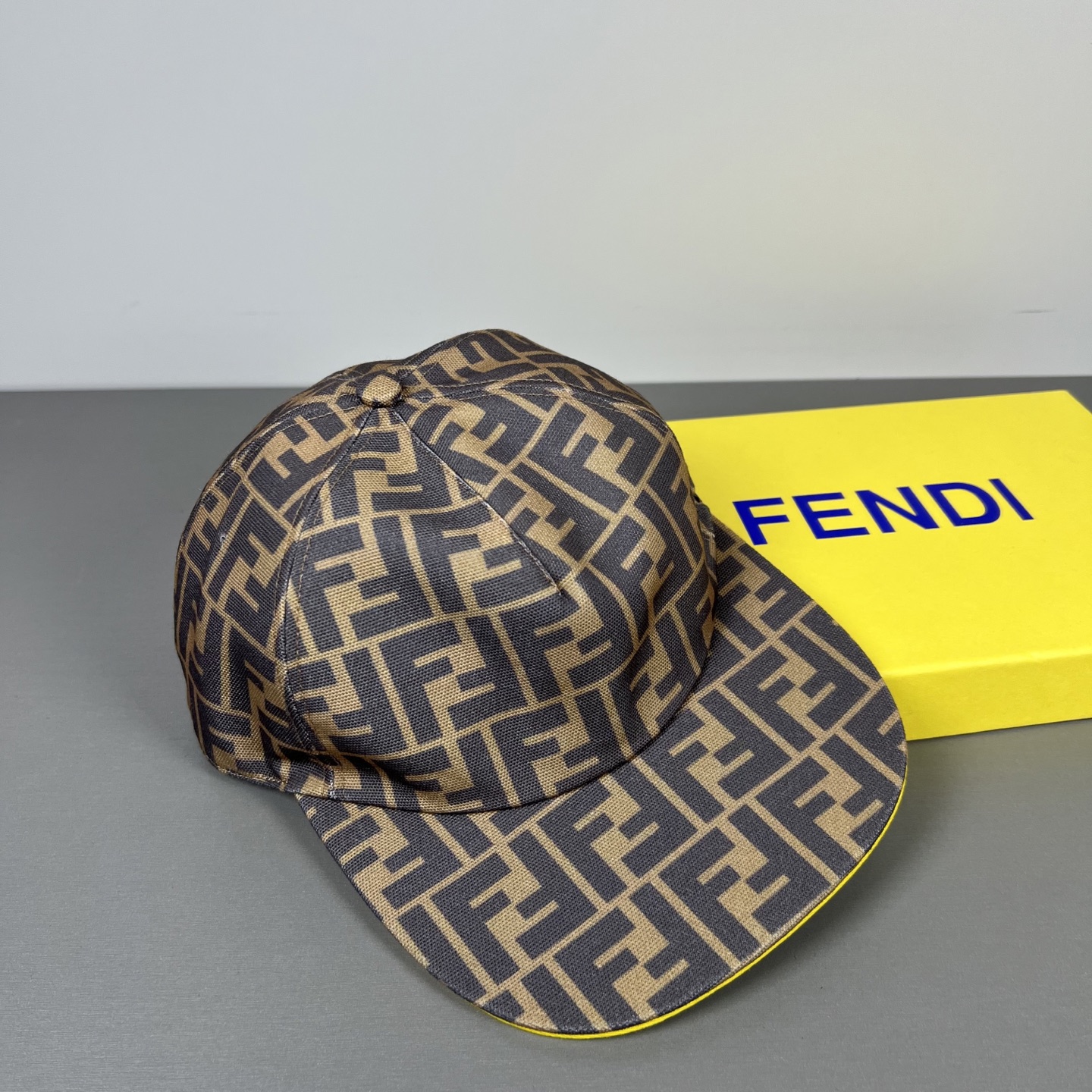 Fendi 100 代购品质1:1开模订制 正版开模五金 帆布料+头层牛皮 品质 质量超赞