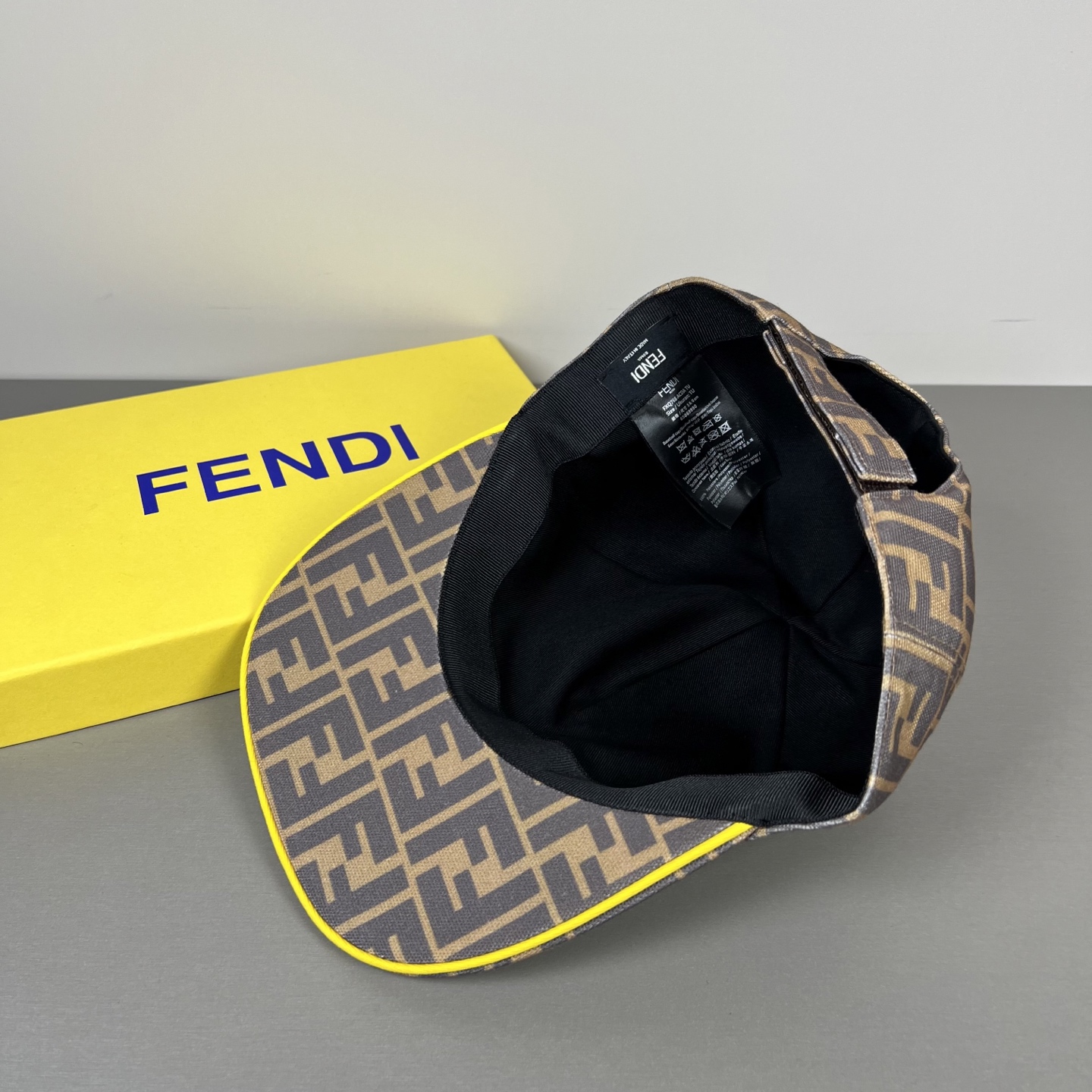 Fendi 100 代购品质1:1开模订制 正版开模五金 帆布料+头层牛皮 品质 质量超赞