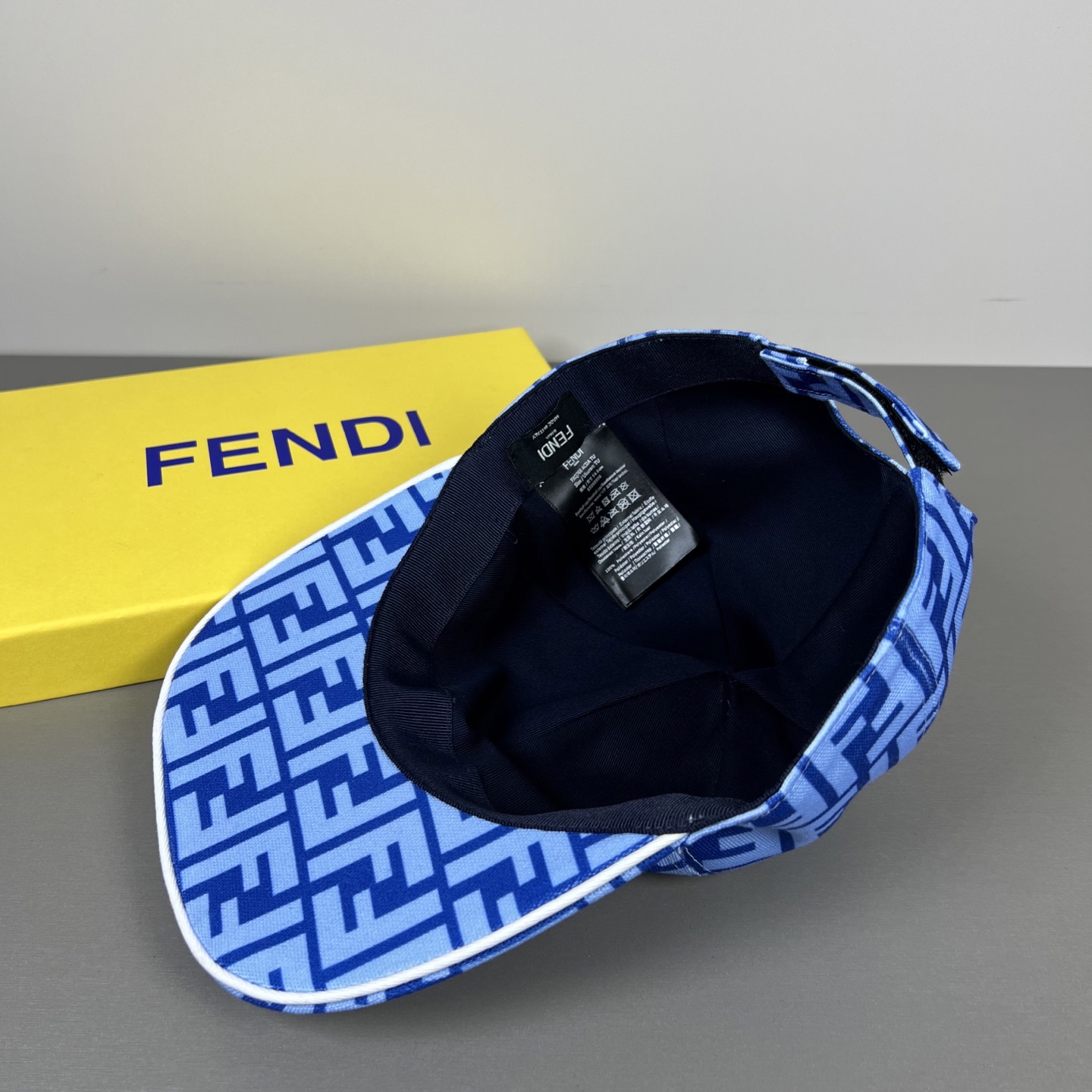 Fendi 100 代购品质1:1开模订制 正版开模五金 帆布料+头层牛皮 品质 质量超赞