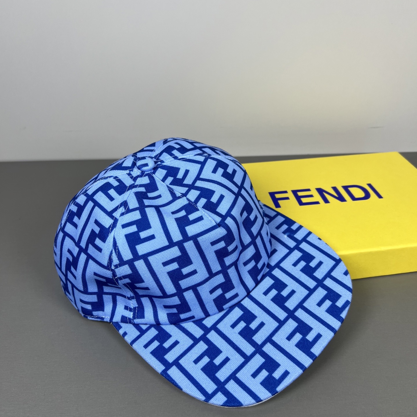 Fendi 100 代购品质1:1开模订制 正版开模五金 帆布料+头层牛皮 品质 质量超赞