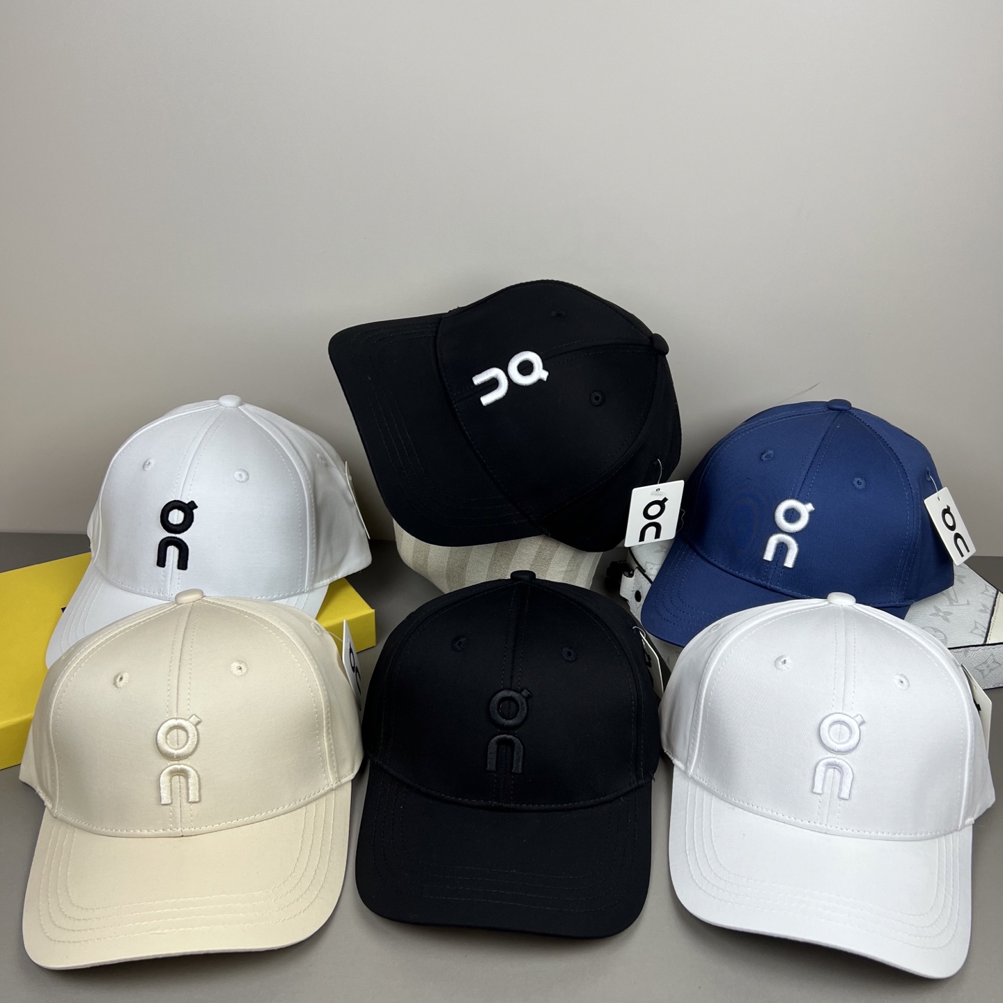 P〈昂跑 On〉新款棒球帽，专柜常年热卖款，口碑极佳，轻盈透气！质量超赞，基础头围56，贴片可调节。