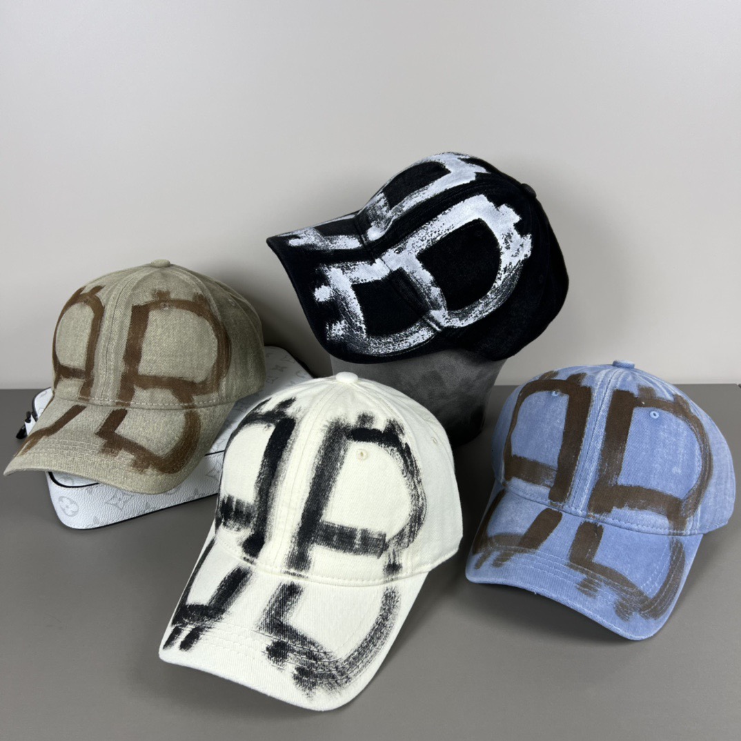 🌾BALENCIAGA巴黎世家新款logo棒球帽，很酷的色系，男女佩戴都有不同style，第一P抢先出货