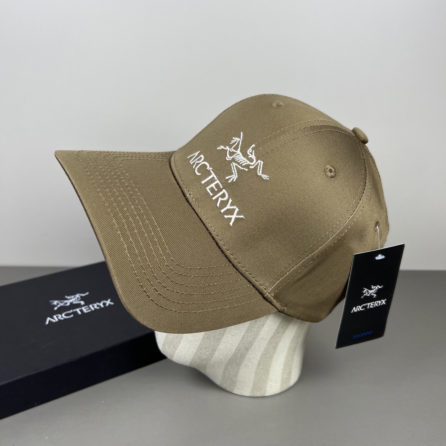 🌾Arcteryx （始祖鸟）新款刺绣专柜同步棒球帽💛大牌出街，潮人必备🔥超好搭
