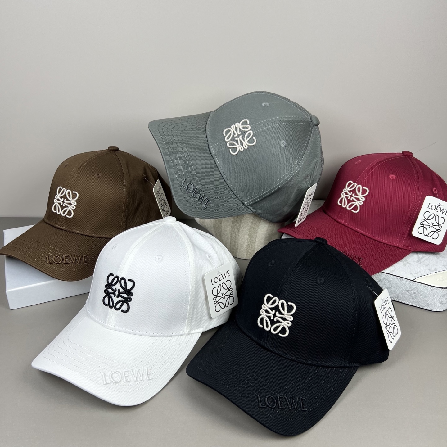 防尘袋👒罗意威👒LOEWE新款原版原标设计，质感超好，外部线条定位标准，做工精细，简约大气低价走量！
