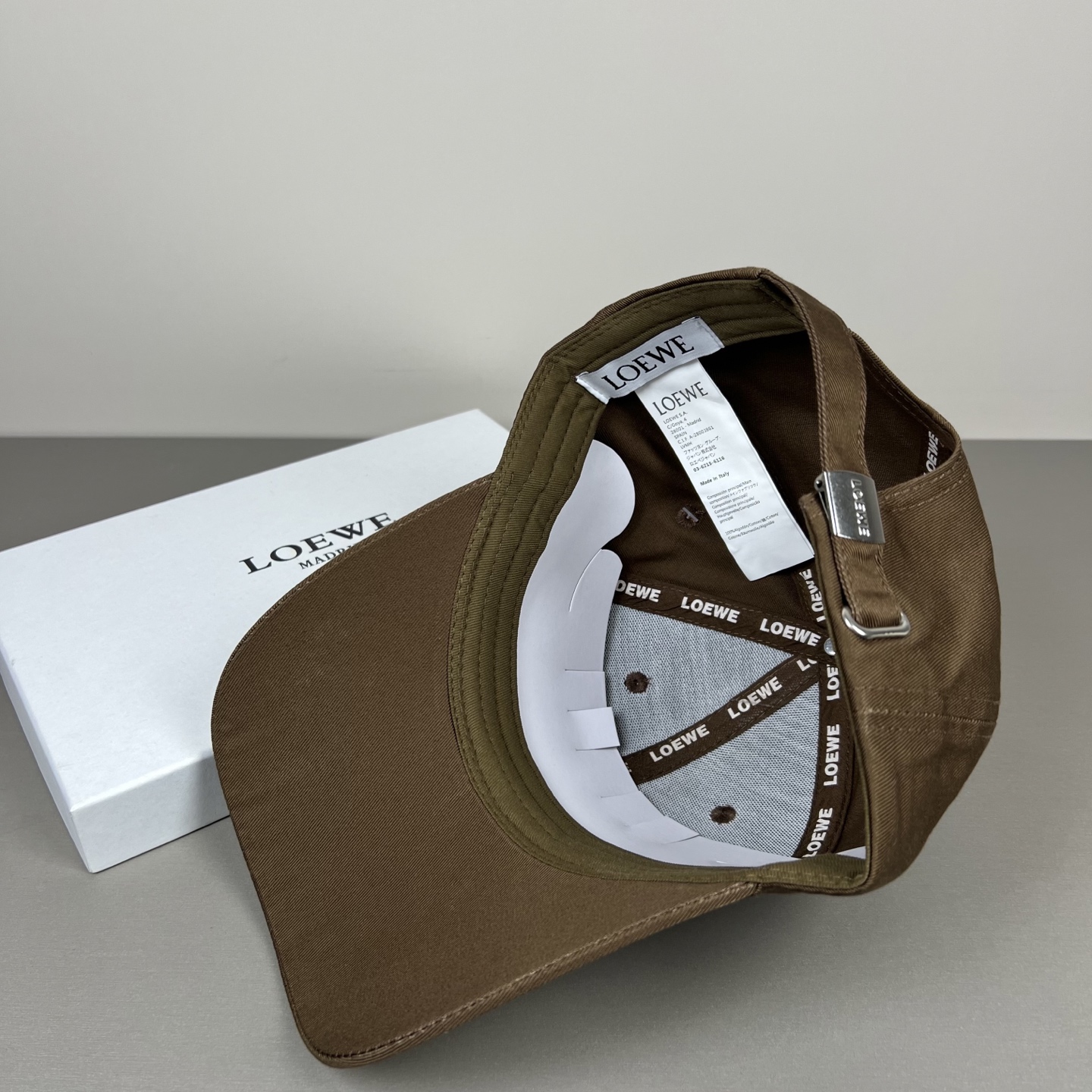 防尘袋👒罗意威👒LOEWE新款原版原标设计，质感超好，外部线条定位标准，做工精细，简约大气低价走量！