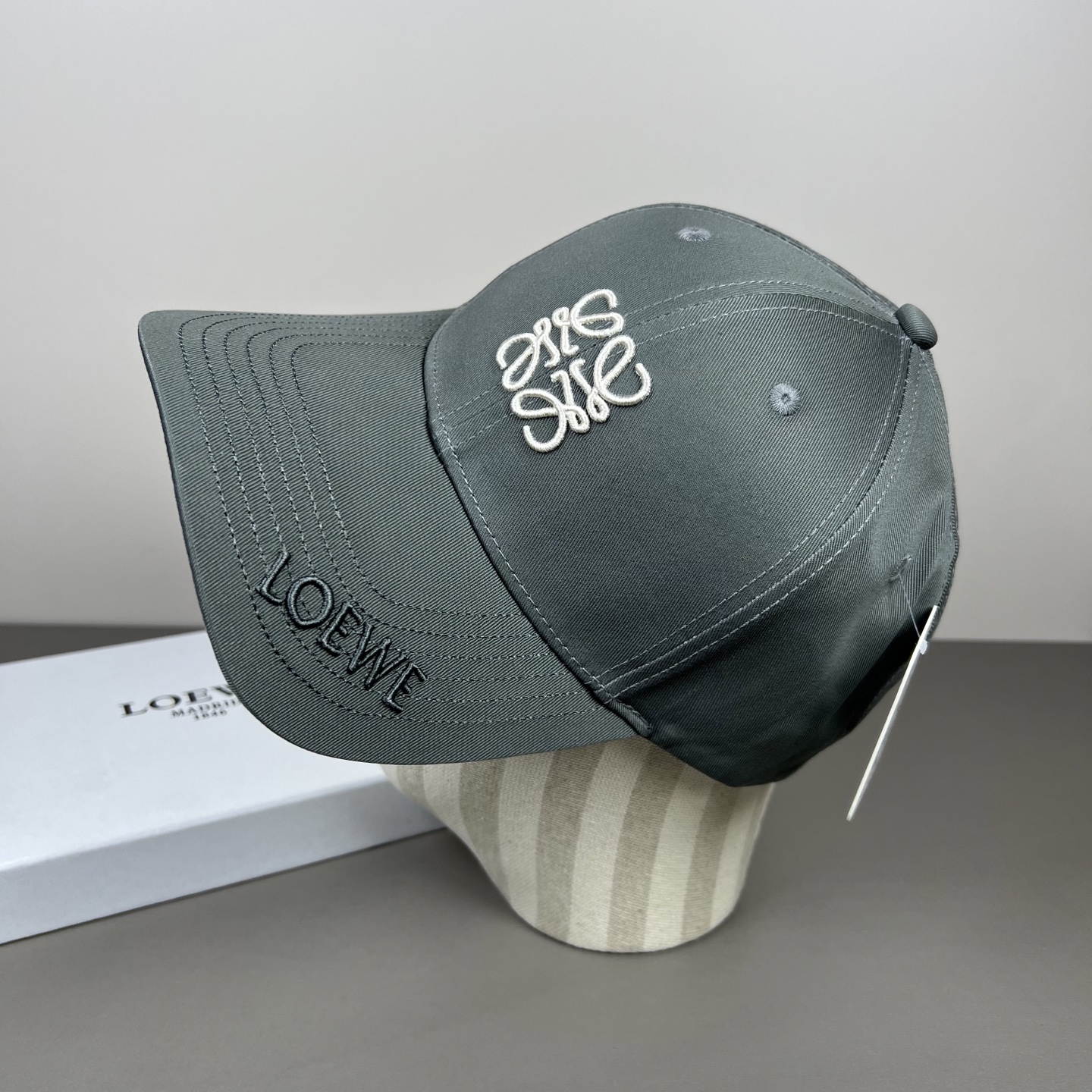 防尘袋👒罗意威👒LOEWE新款原版原标设计，质感超好，外部线条定位标准，做工精细，简约大气低价走量！