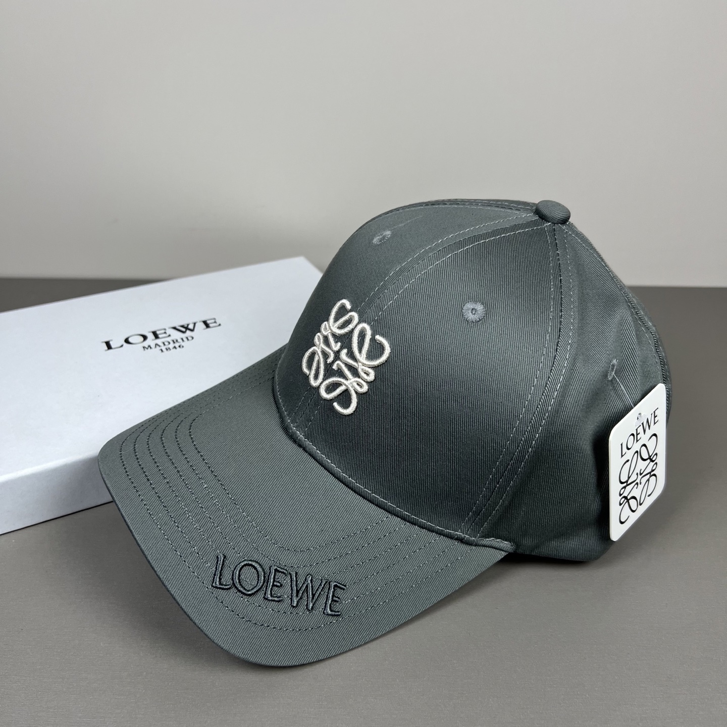 防尘袋👒罗意威👒LOEWE新款原版原标设计，质感超好，外部线条定位标准，做工精细，简约大气低价走量！