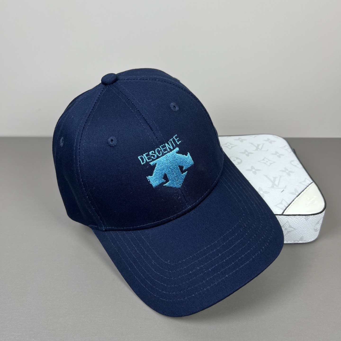 🌾🧢迪桑特 descente😍新款棒球帽，小红书爆款推荐，重工打造♥️高端大气，百搭款🤗男女通用！跑量！