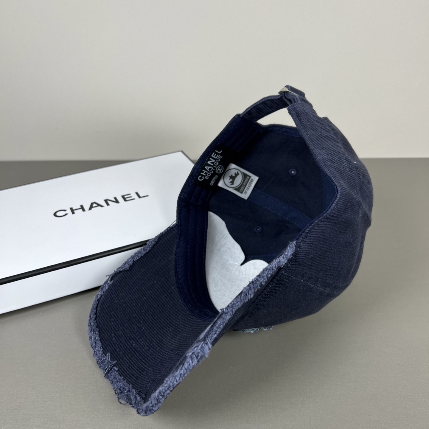 🌾新款香奈儿Chanel新款高版本棒球帽，经典的棒球帽版型，适合多种场合佩戴，无论是搭配休闲装还是运动装