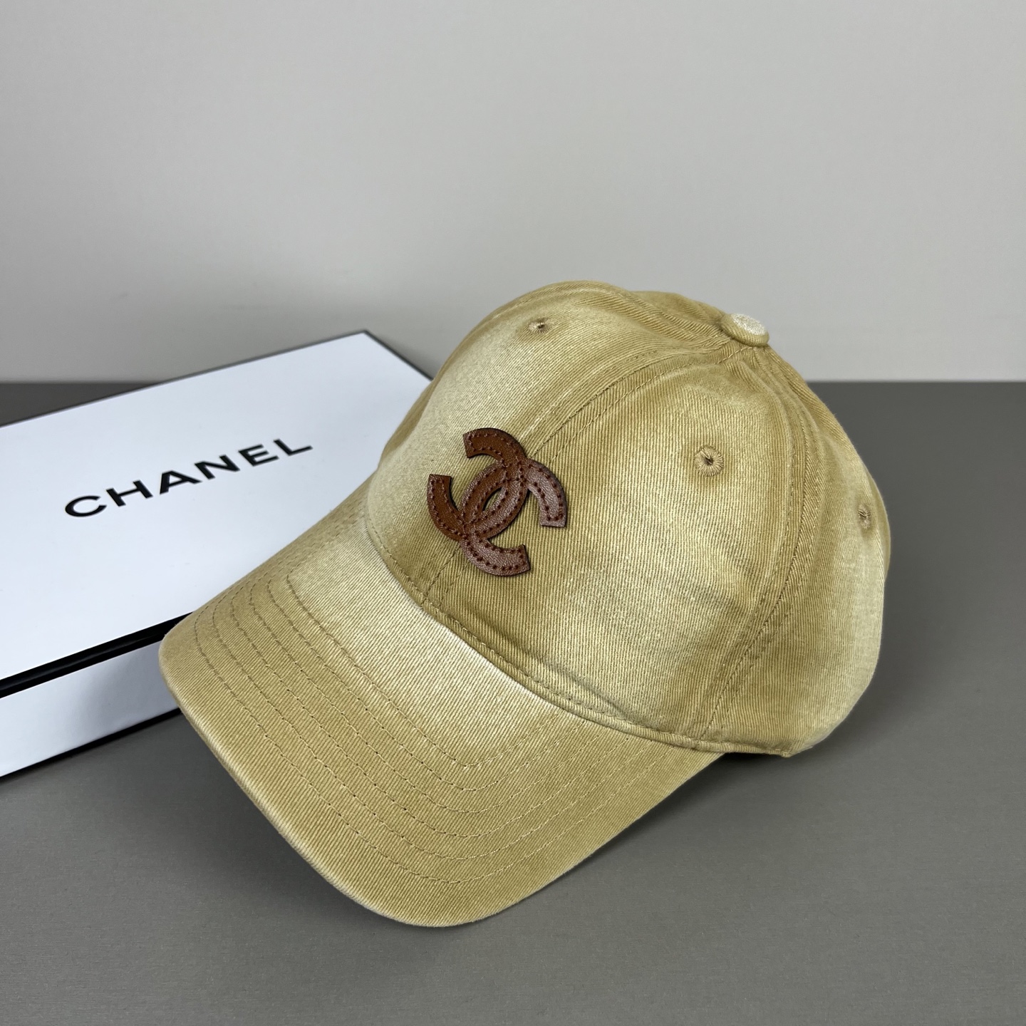 🌾新款香奈儿Chanel新款高版本棒球帽，经典的棒球帽版型，适合多种场合佩戴，无论是搭配休闲装还是运动装