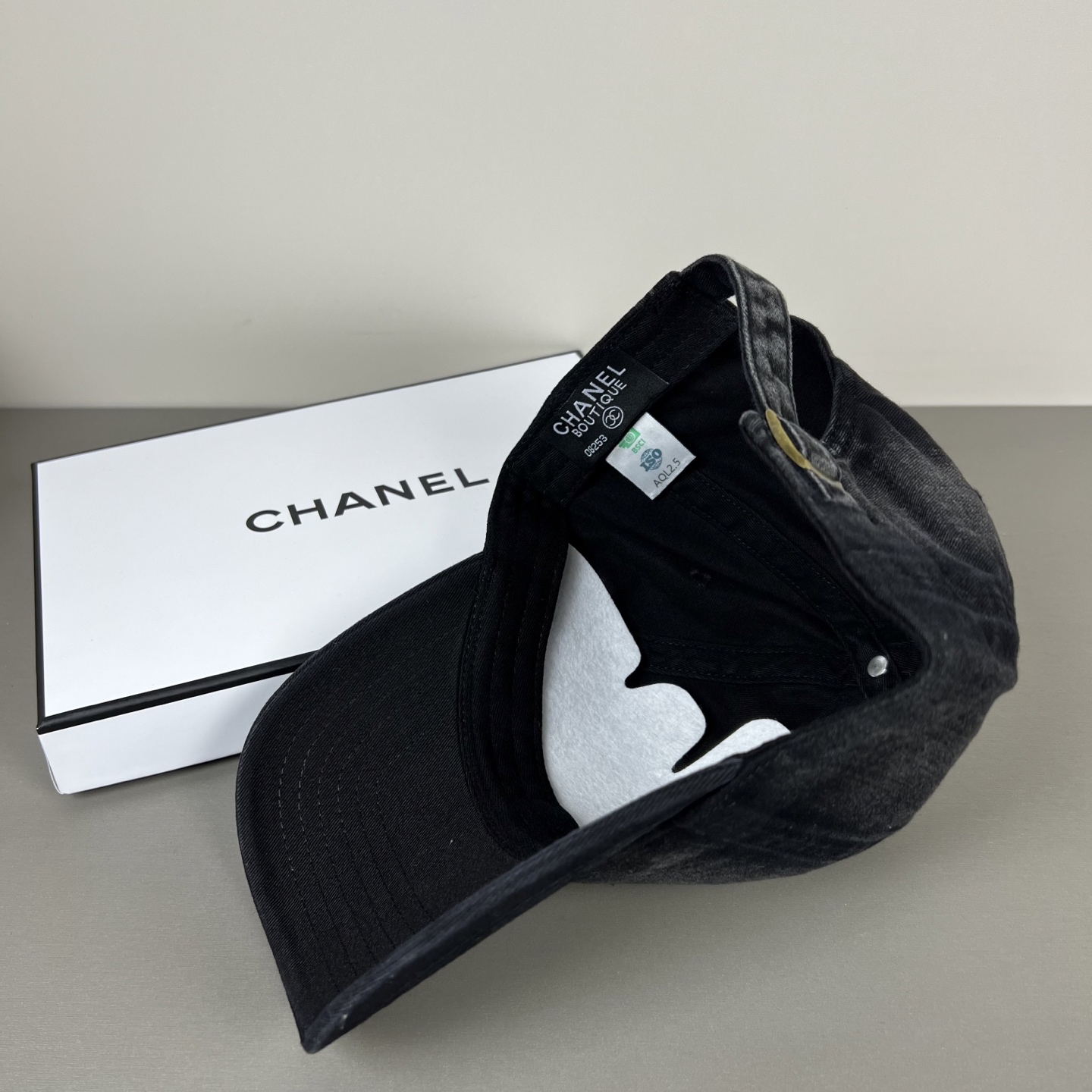 🌾新款香奈儿Chanel新款高版本棒球帽，经典的棒球帽版型，适合多种场合佩戴，无论是搭配休闲装还是运动装