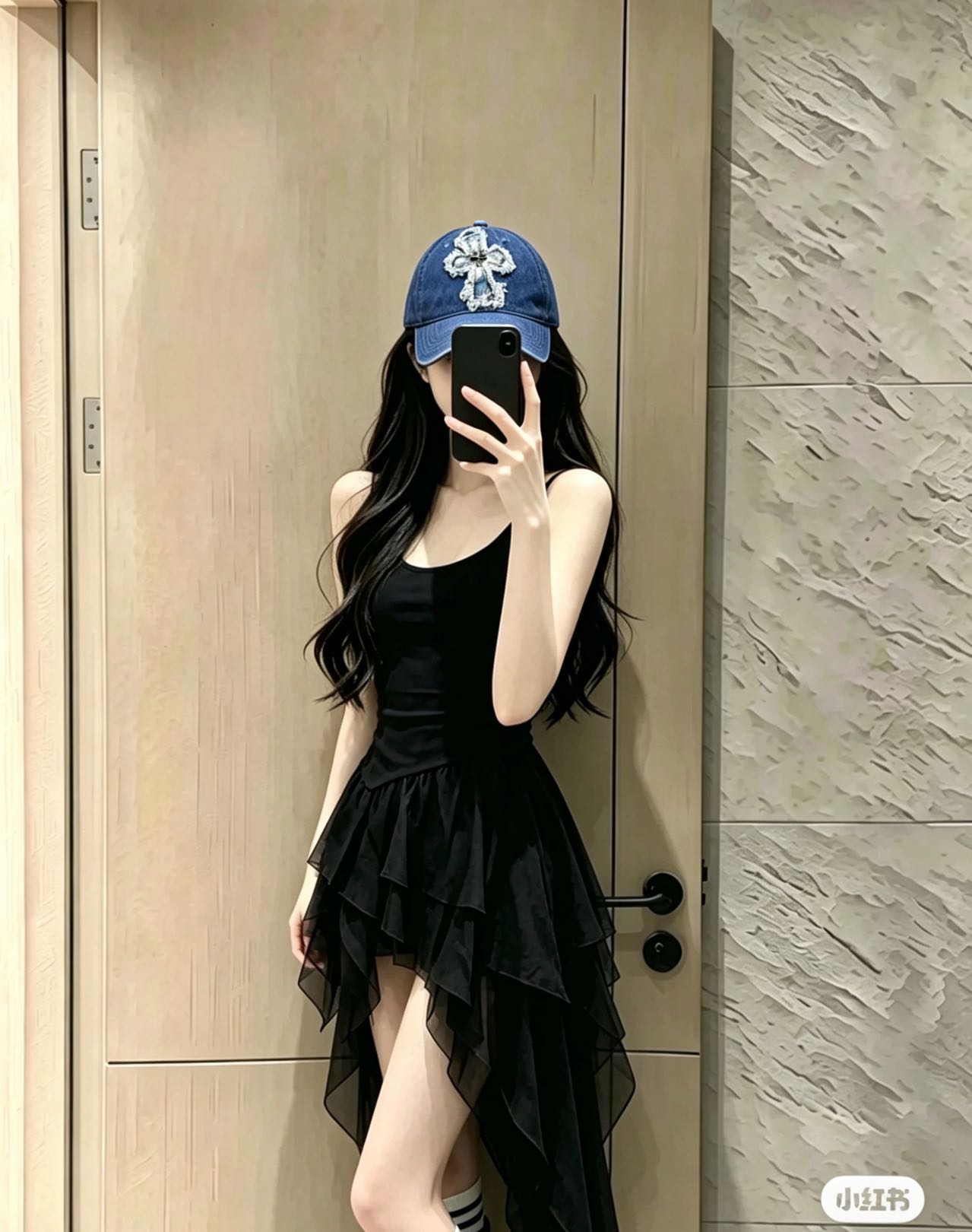 配防尘袋，克罗心最新时尚前卫的休闲设计风格，戴上头就是这样好看看哦，做工精细，男女同款！