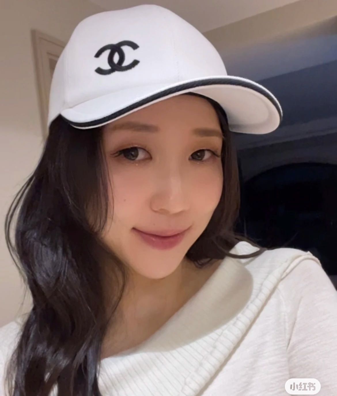 P香奈儿官网发布，CHANEL 小香爆款小红书新品发布，太🉑️了，高弹面料 经典色系，男女同款哦