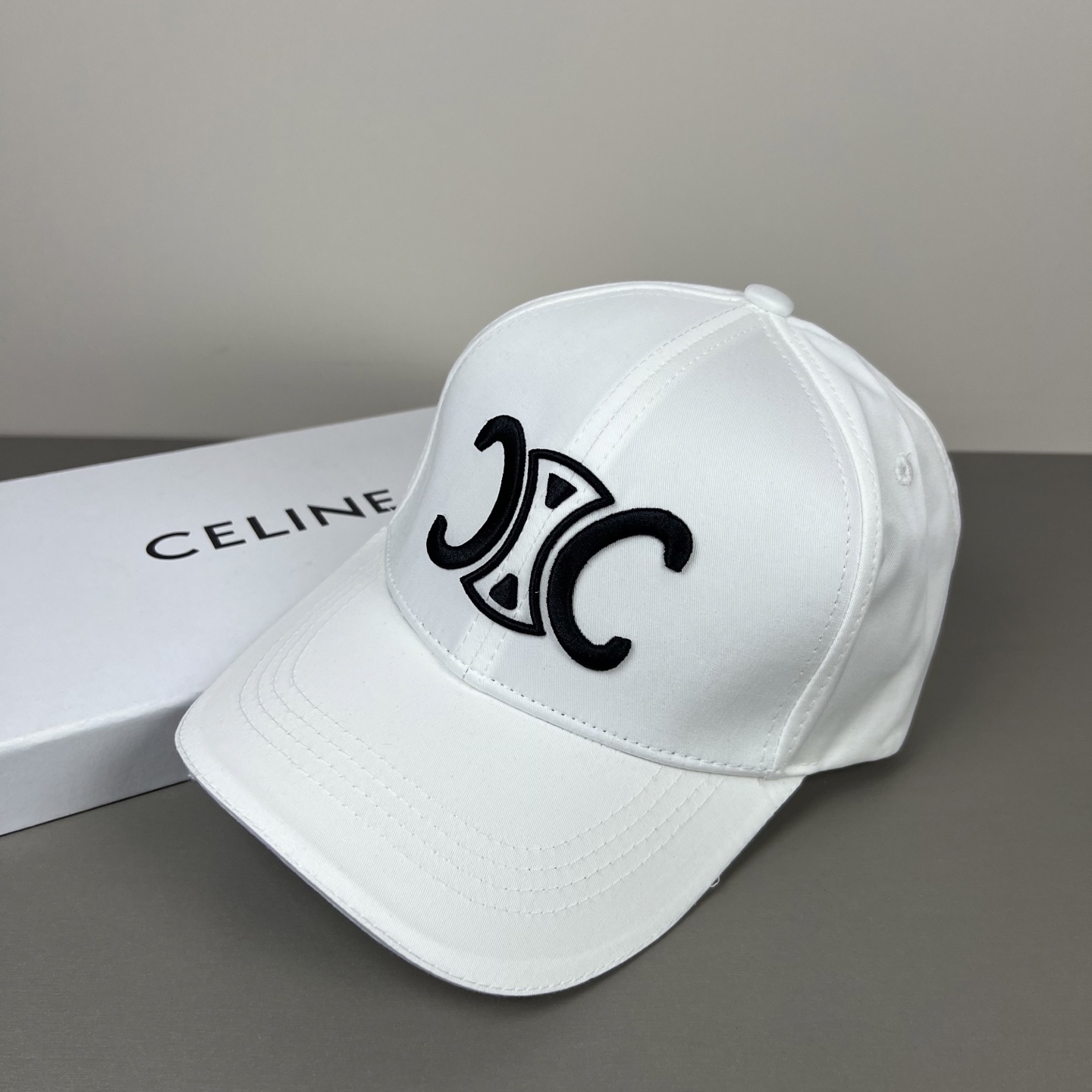 P【CELINE 思琳】新款简约风，新品系列棒球大牌同步，超好搭配，出货！