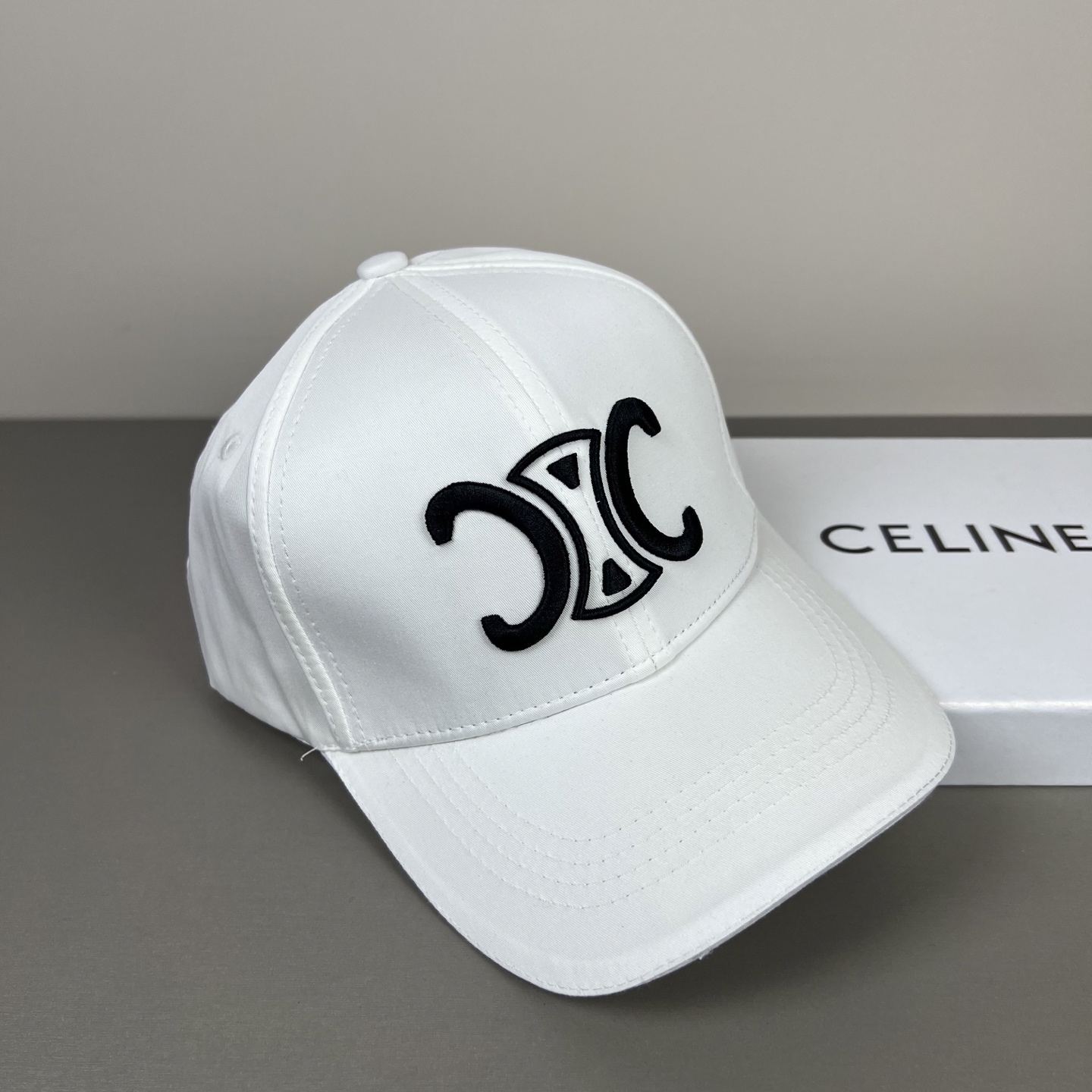 P【CELINE 思琳】新款简约风，新品系列棒球大牌同步，超好搭配，出货！