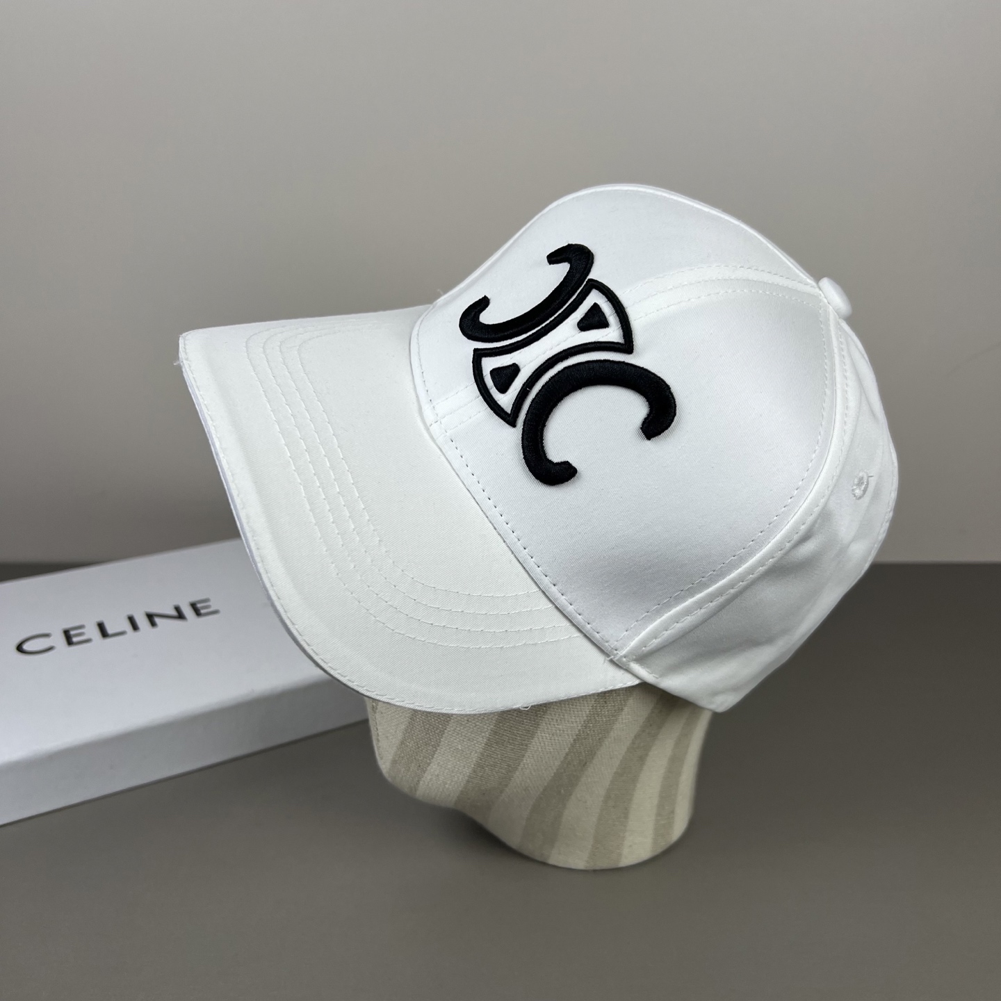 P【CELINE 思琳】新款简约风，新品系列棒球大牌同步，超好搭配，出货！
