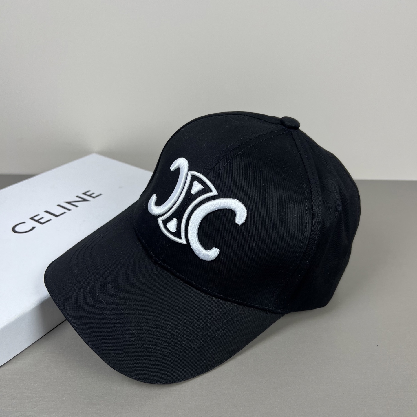 P【CELINE 思琳】新款简约风，新品系列棒球大牌同步，超好搭配，出货！