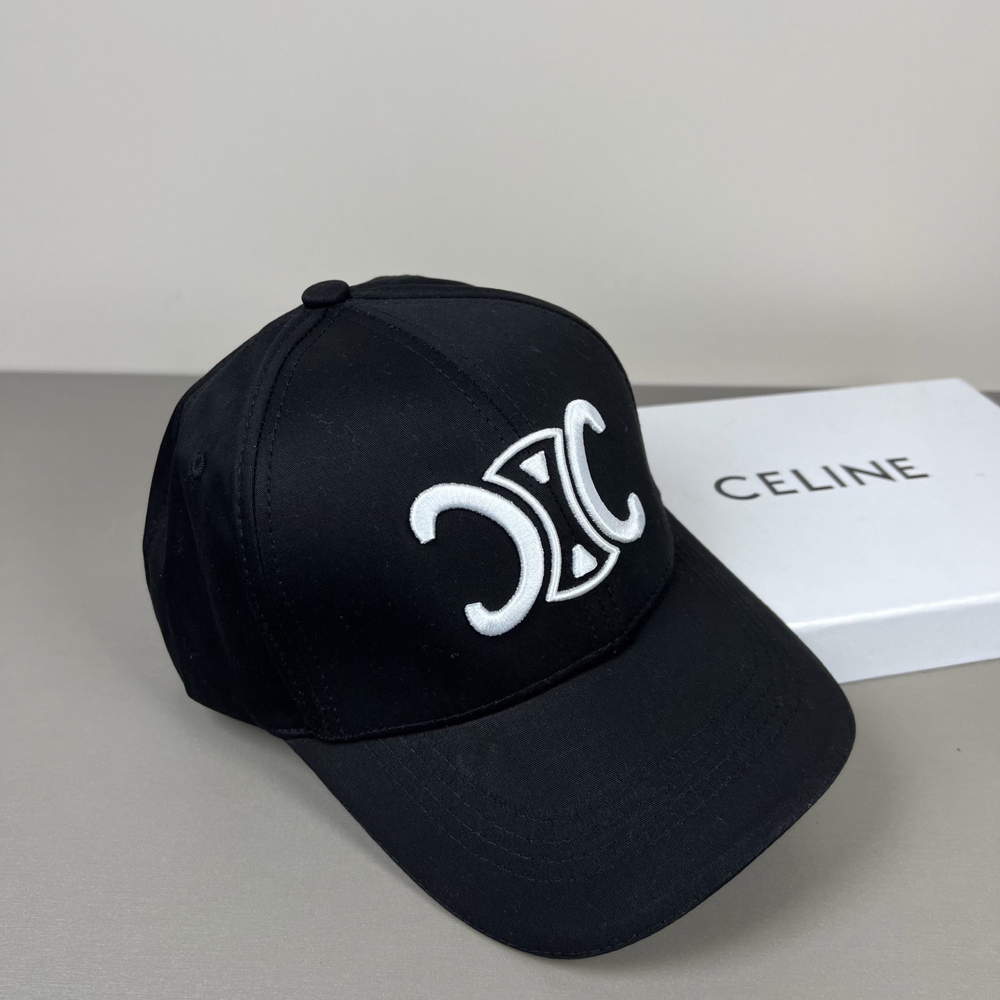 P【CELINE 思琳】新款简约风，新品系列棒球大牌同步，超好搭配，出货！