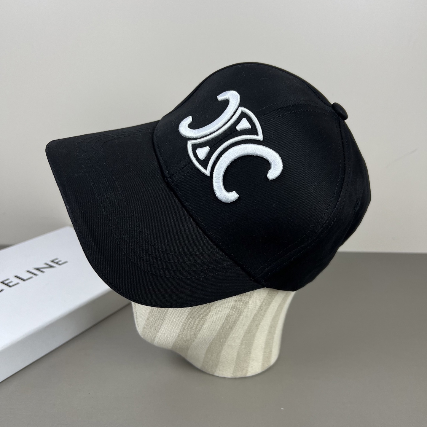 P【CELINE 思琳】新款简约风，新品系列棒球大牌同步，超好搭配，出货！