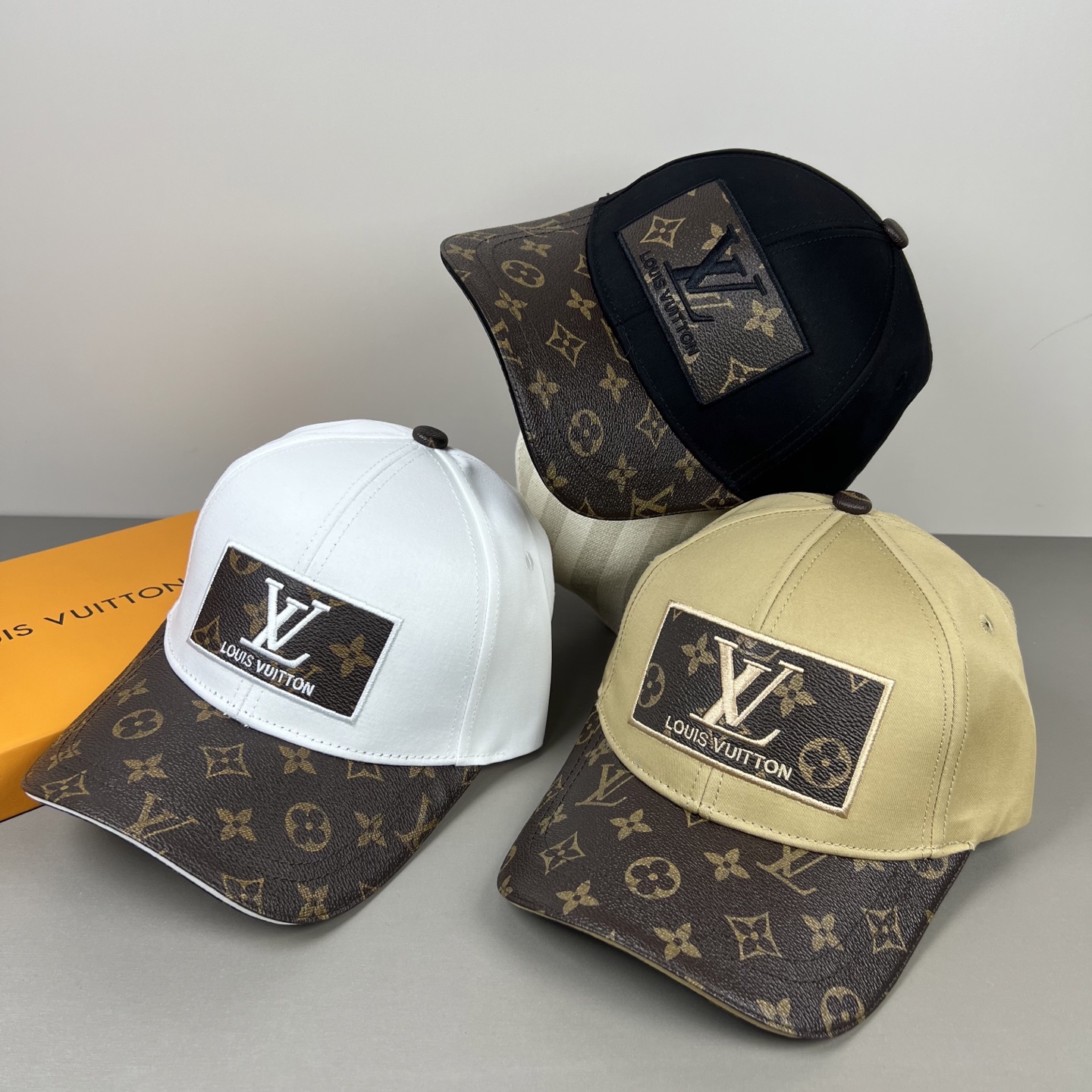 P🧢路易威登lv棒球帽 LouisVuitton😍新款重工打造♥️高端大气，百搭款🤗男女通用！