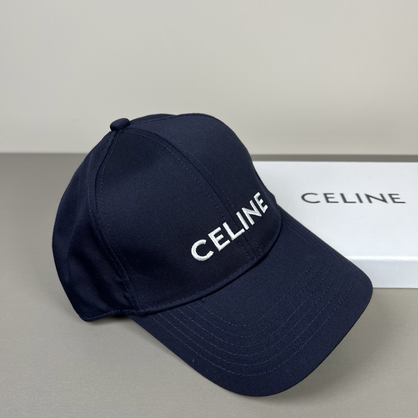 P【CELINE 思琳】新款简约风，新品系列棒球大牌同步，超好搭配，出货！