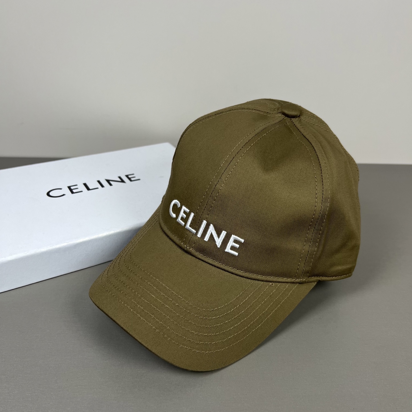 P【CELINE 思琳】新款简约风，新品系列棒球大牌同步，超好搭配，出货！