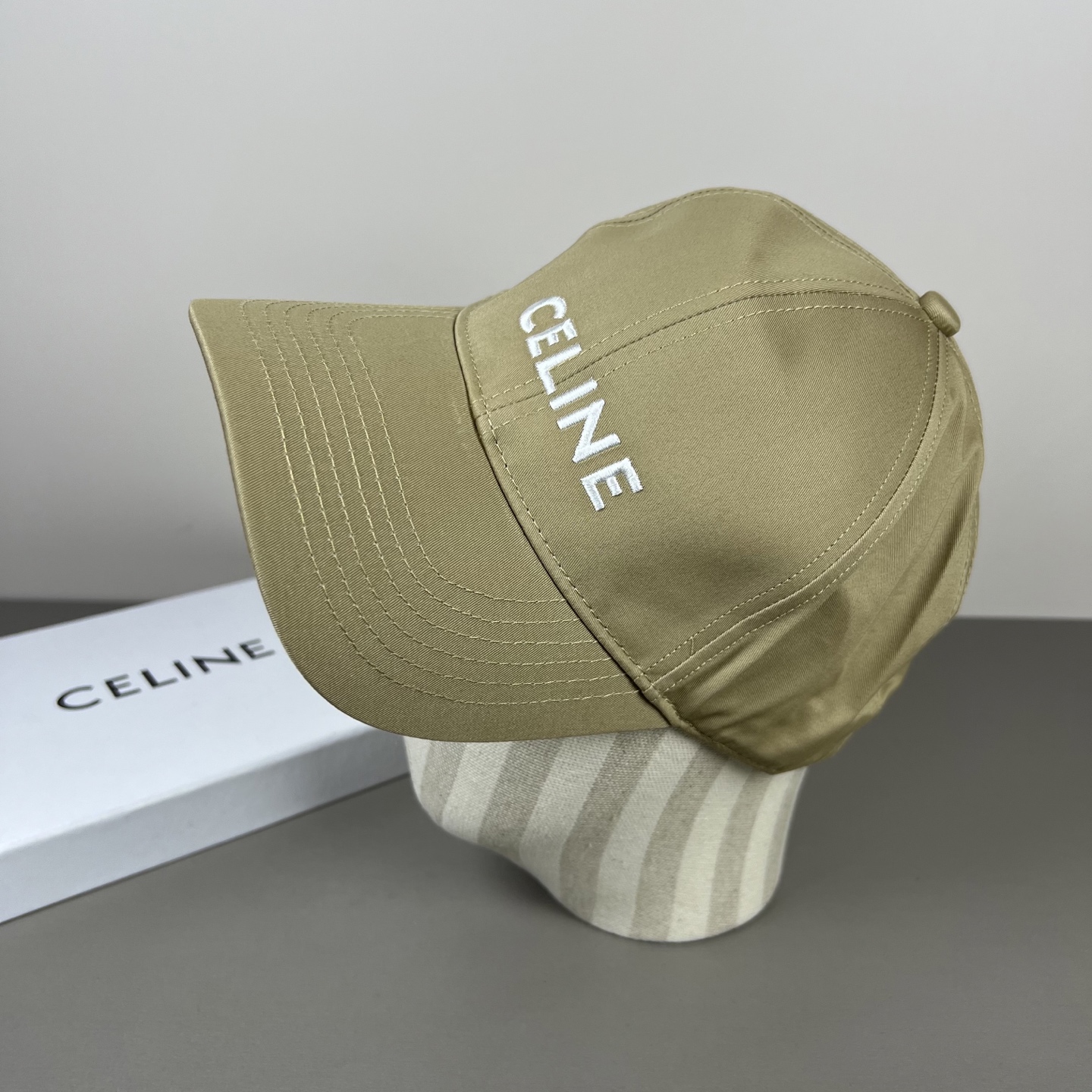 P【CELINE 思琳】新款简约风，新品系列棒球大牌同步，超好搭配，出货！