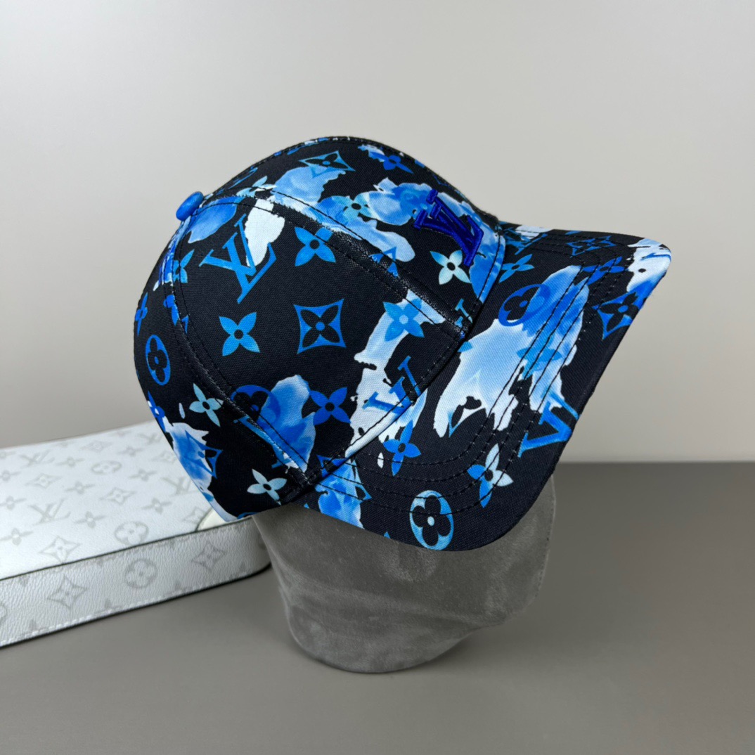 P🧢路易威登lv棒球帽 LouisVuitton😍新款重工打造♥️高端大气，百搭款🤗男女通用！