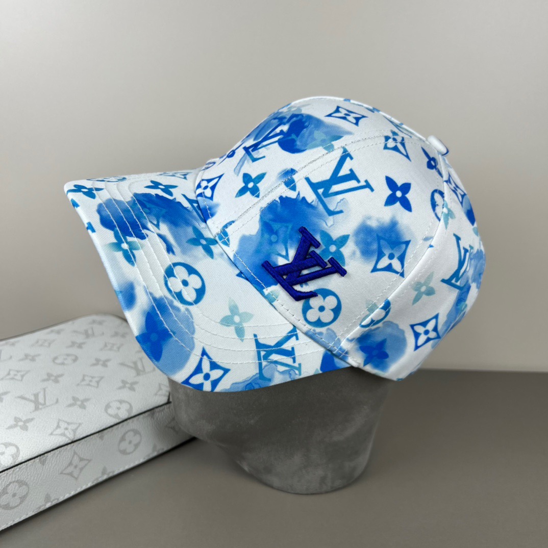 P🧢路易威登lv棒球帽 LouisVuitton😍新款重工打造♥️高端大气，百搭款🤗男女通用！