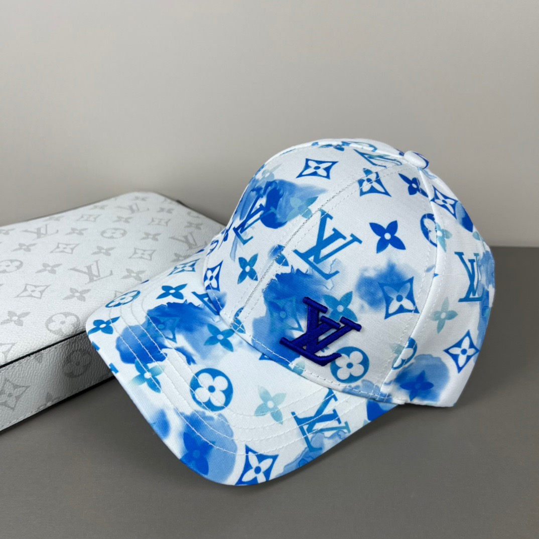 P🧢路易威登lv棒球帽 LouisVuitton😍新款重工打造♥️高端大气，百搭款🤗男女通用！