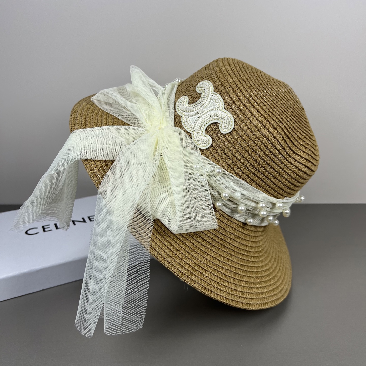 （思琳CELINE 新款大檐遮阳盆帽/渔夫草帽，防晒显脸小，细腻草编肌理，透气轻盈，度假&日常都不闷热，