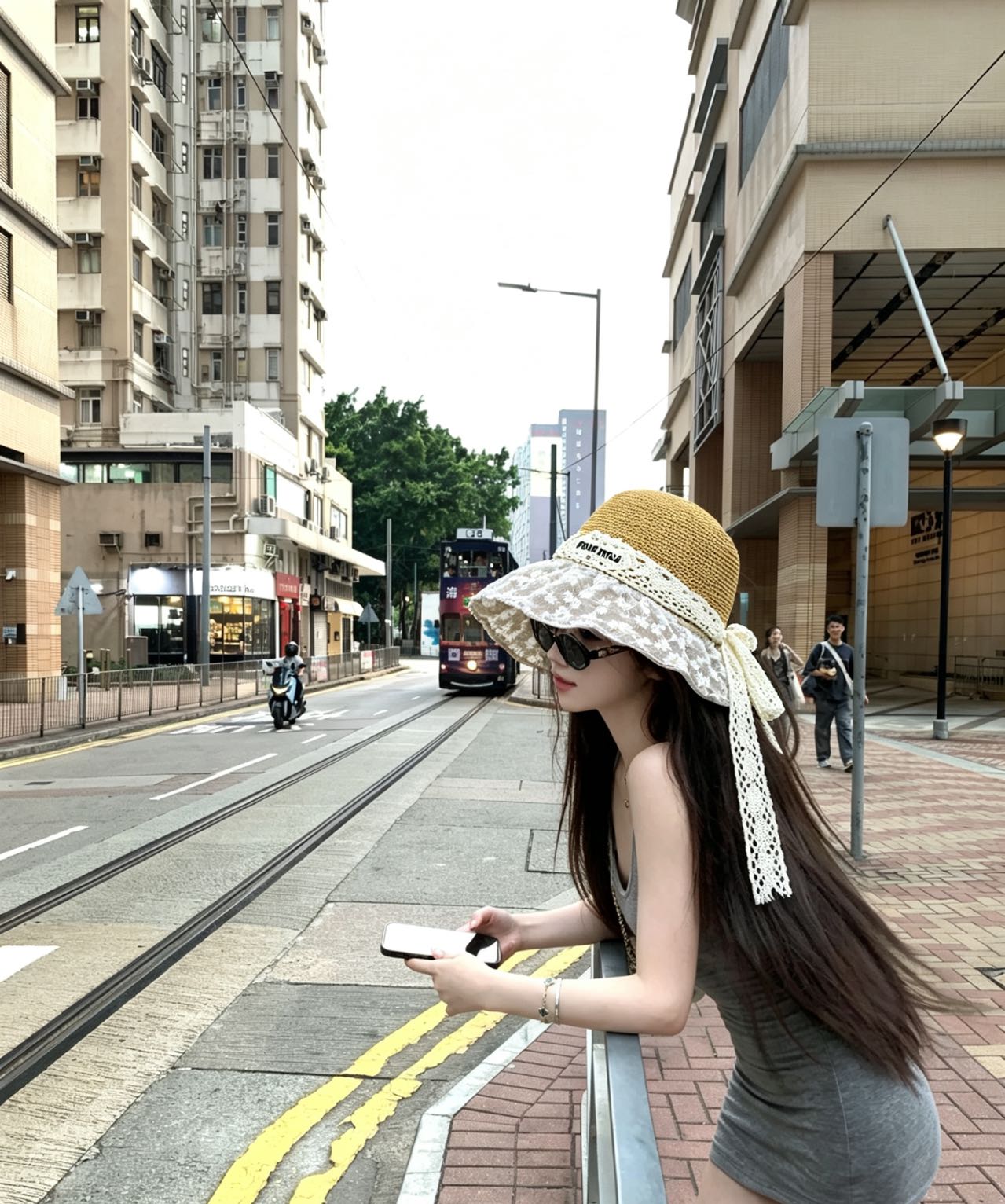 （谬谬miumiu 新款大檐遮阳盆帽/渔夫草帽，防晒显脸小，细腻草编肌理，透气轻盈，度假&日常都不闷热，