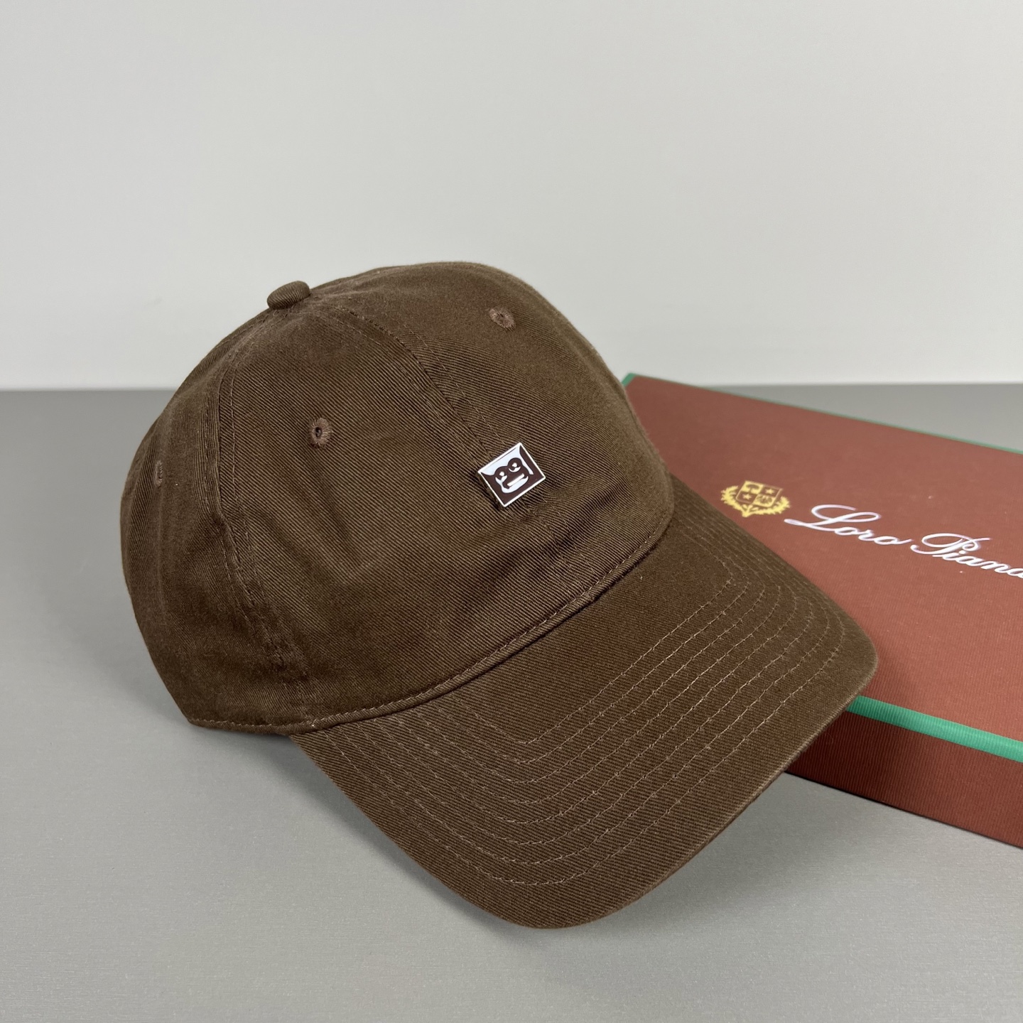 🌾Acne Studios 爱克尼笑脸男女同款 ！！它的料子是特殊定制料，选用密实的棉制成经过两次水洗工