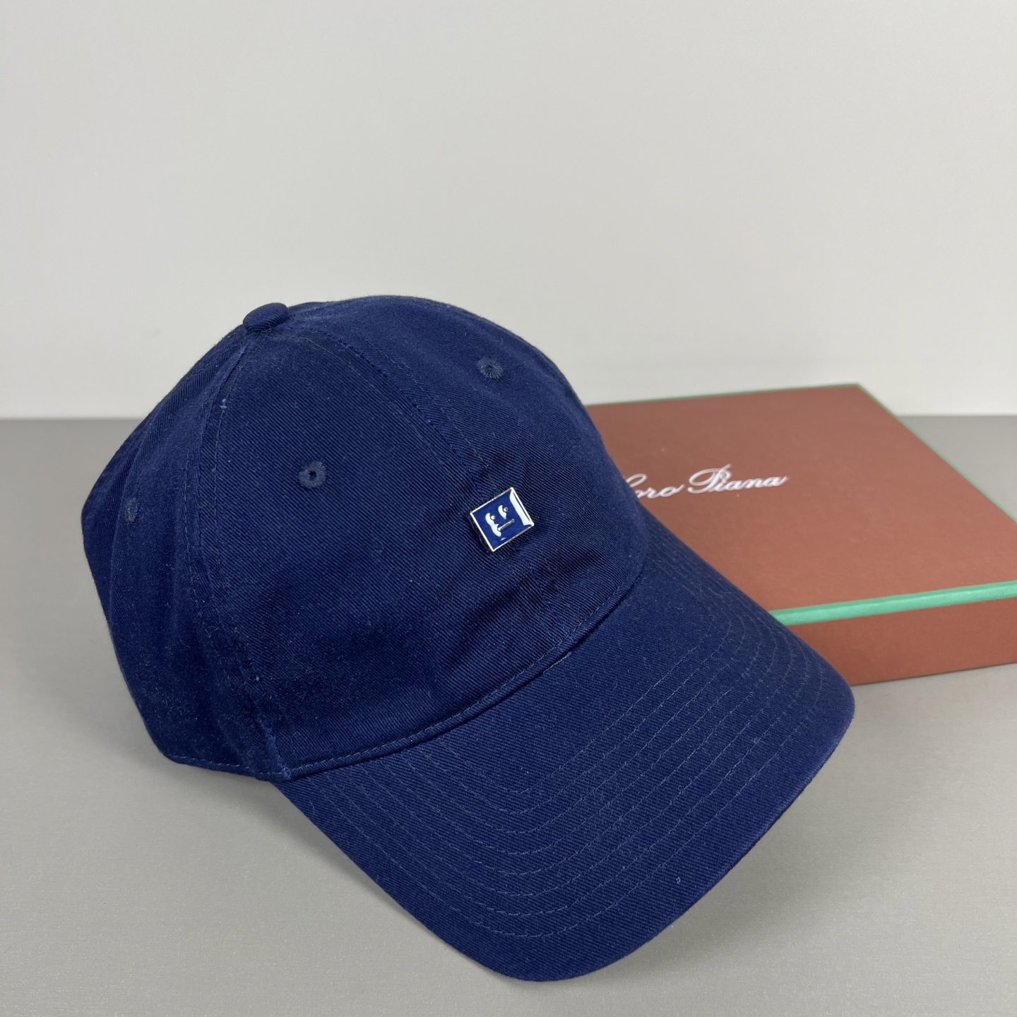 🌾Acne Studios 爱克尼笑脸男女同款 ！！它的料子是特殊定制料，选用密实的棉制成经过两次水洗工