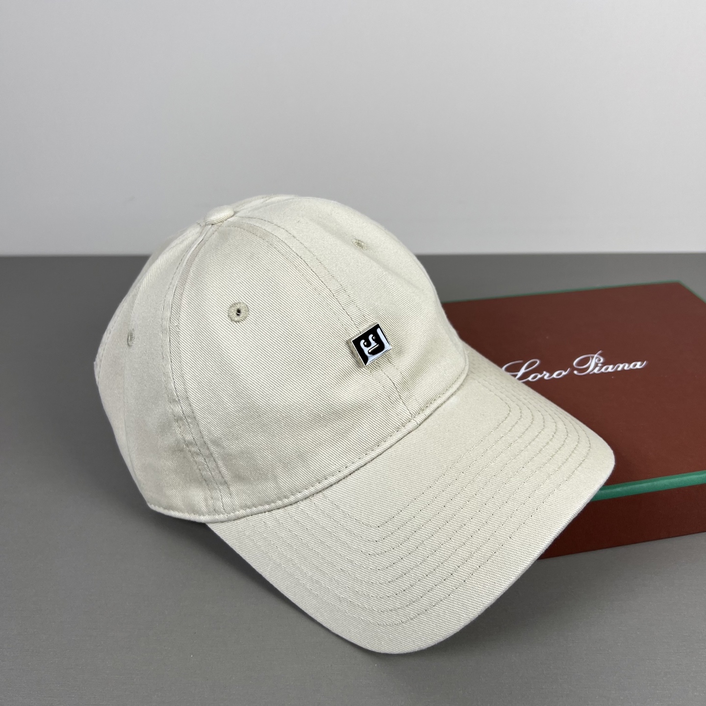 🌾Acne Studios 爱克尼笑脸男女同款 ！！它的料子是特殊定制料，选用密实的棉制成经过两次水洗工