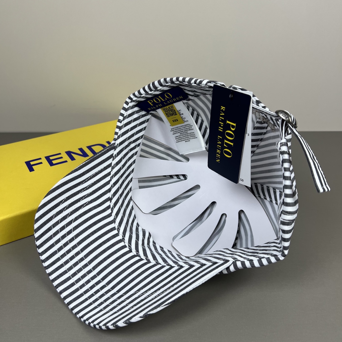 Ralph Lauren 棒球帽 太阳帽 釆用意大利进囗帆布 精工细做缝制而成 夏日休闲旅游 郊外运动 假日外出少不了的 单品哦 与潮流并进