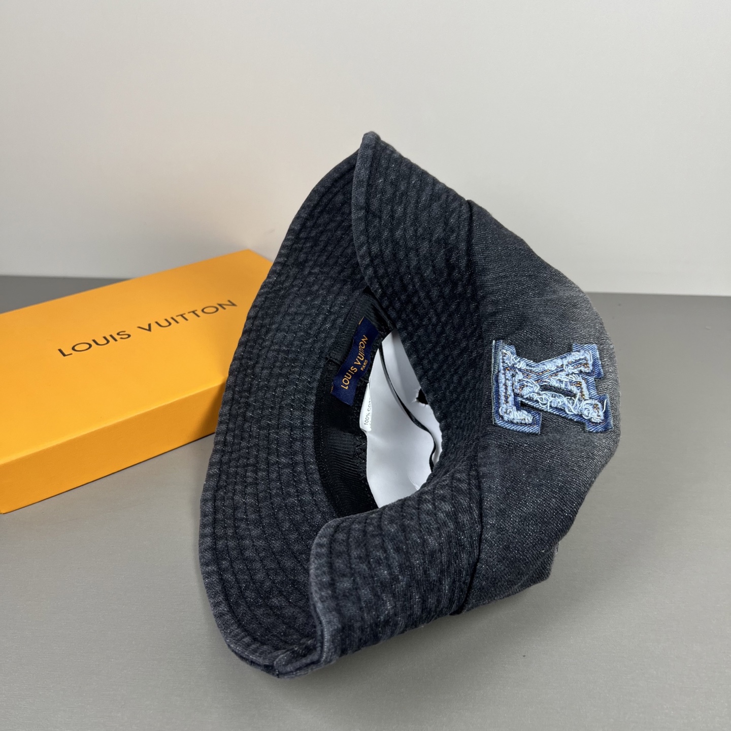 Louis Vuitton 75，牛仔非常 的 ，四季可用，出门 ，非常显脸小