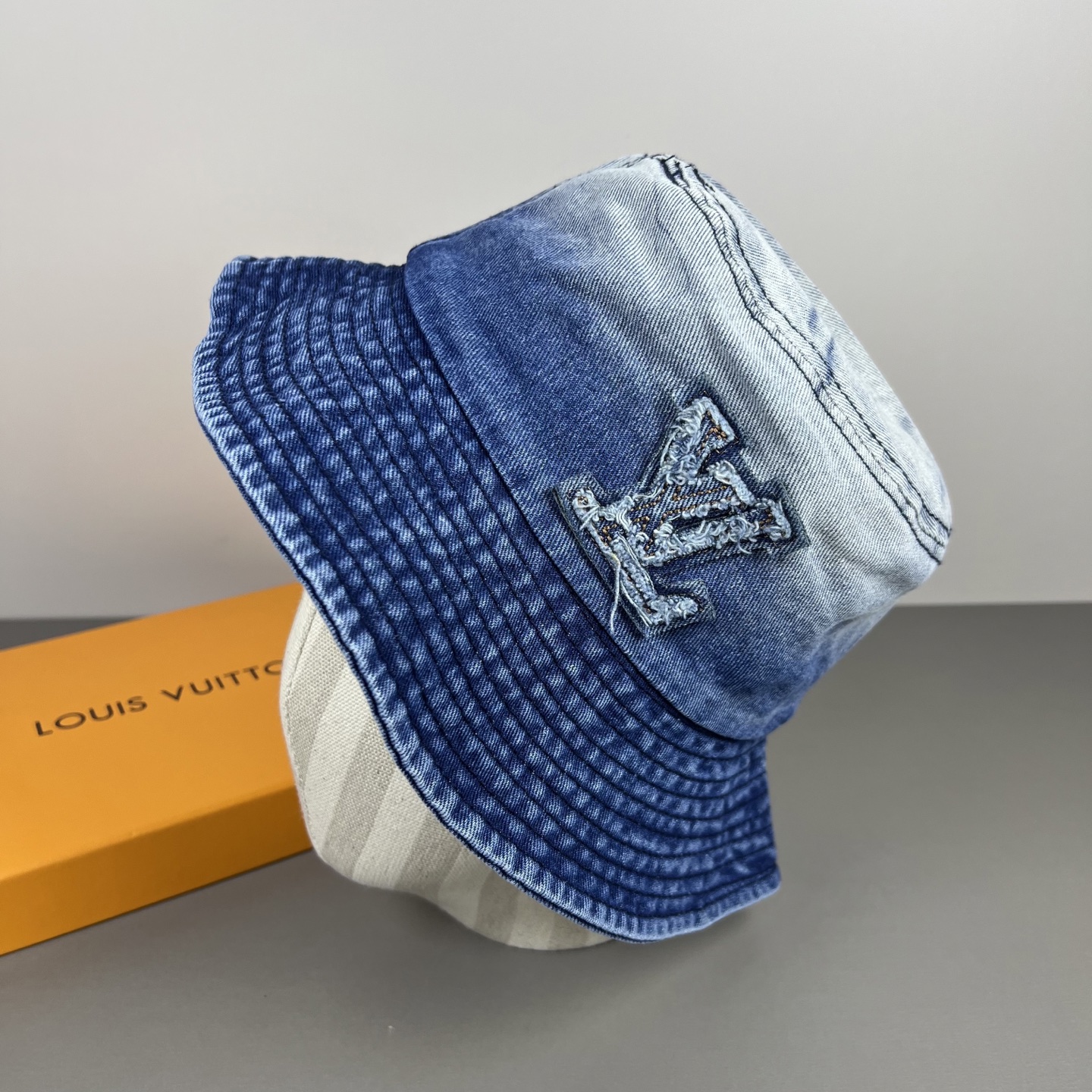 Louis Vuitton 75，牛仔非常 的 ，四季可用，出门 ，非常显脸小