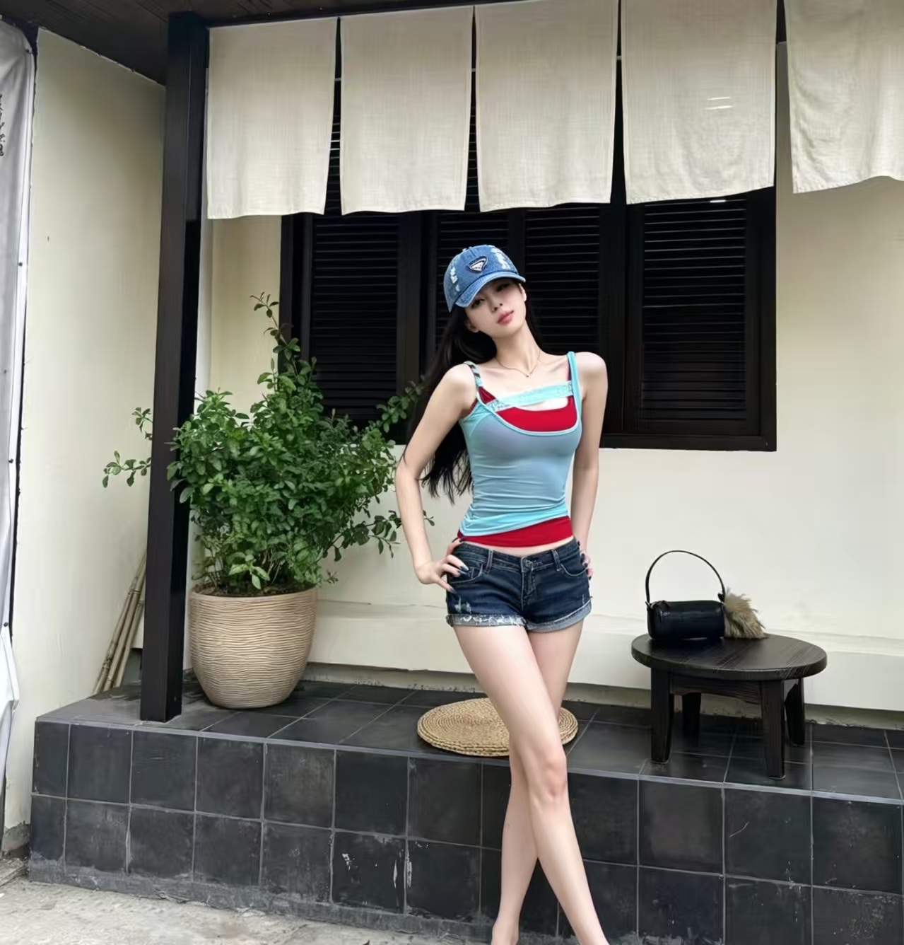 NO:866049,Prada classic triangular logo baseball cap is a must-have. It will look good for ten thousand years. It is a daily necessity. The color is perfect. The shape of the hat is on point. It looks good on anyone. The quality is excellent. Fashionable and versatile hat, straw hat, fisherman hat, baseball cap, hat, prada, prada, espadrilles, hats19860909普拉达prada 经典三角标棒球帽万能必留款 戴一万年都好看 日常刚需 颜色完美 帽型正点 简直谁戴都好看质量超赞 时尚百搭帽子草帽渔夫帽棒球帽,帽子,prada,prada,espadrilles,hats,hat