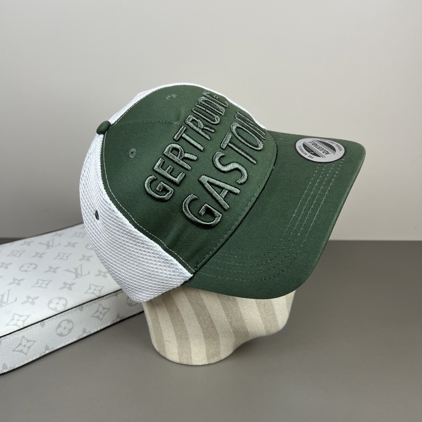 【Gertrude Gasto 格特鲁德·加斯顿，新款鸭舌帽，高端定制！