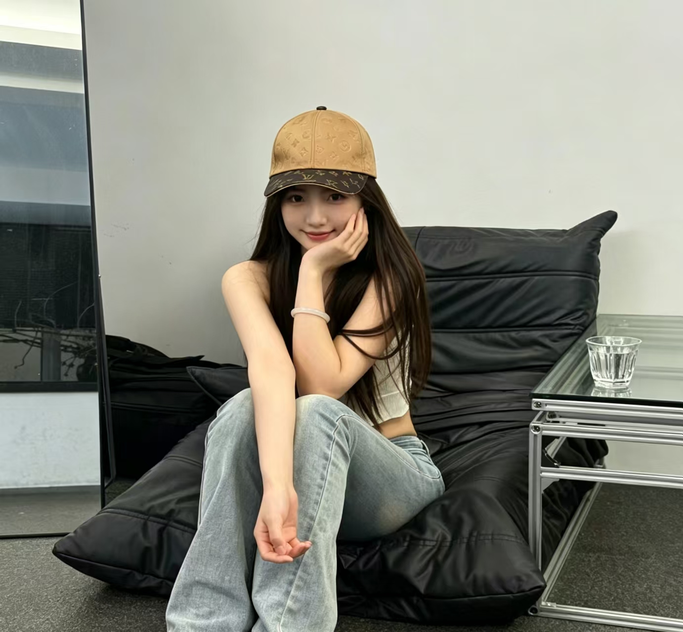 NO:884214,LV (Louis Vuitton) new original baseball cap, 1:1 mold opening and customization at the counter, first layer of cowhide, light and breathable!  The quality is amazing!  hat straw hat bucket hat baseball cap,hat,louis vuitton,louis vuitton,espadrilles,cowhide,hats19860909LV(路易威登)新款原单棒球帽, 专柜1:1开模订制,头层牛皮,轻盈透气！质量超赞！帽子草帽渔夫帽棒球帽,帽子,louis vuitton,louis vuitton,espadrilles,cowhide,hats,hat
